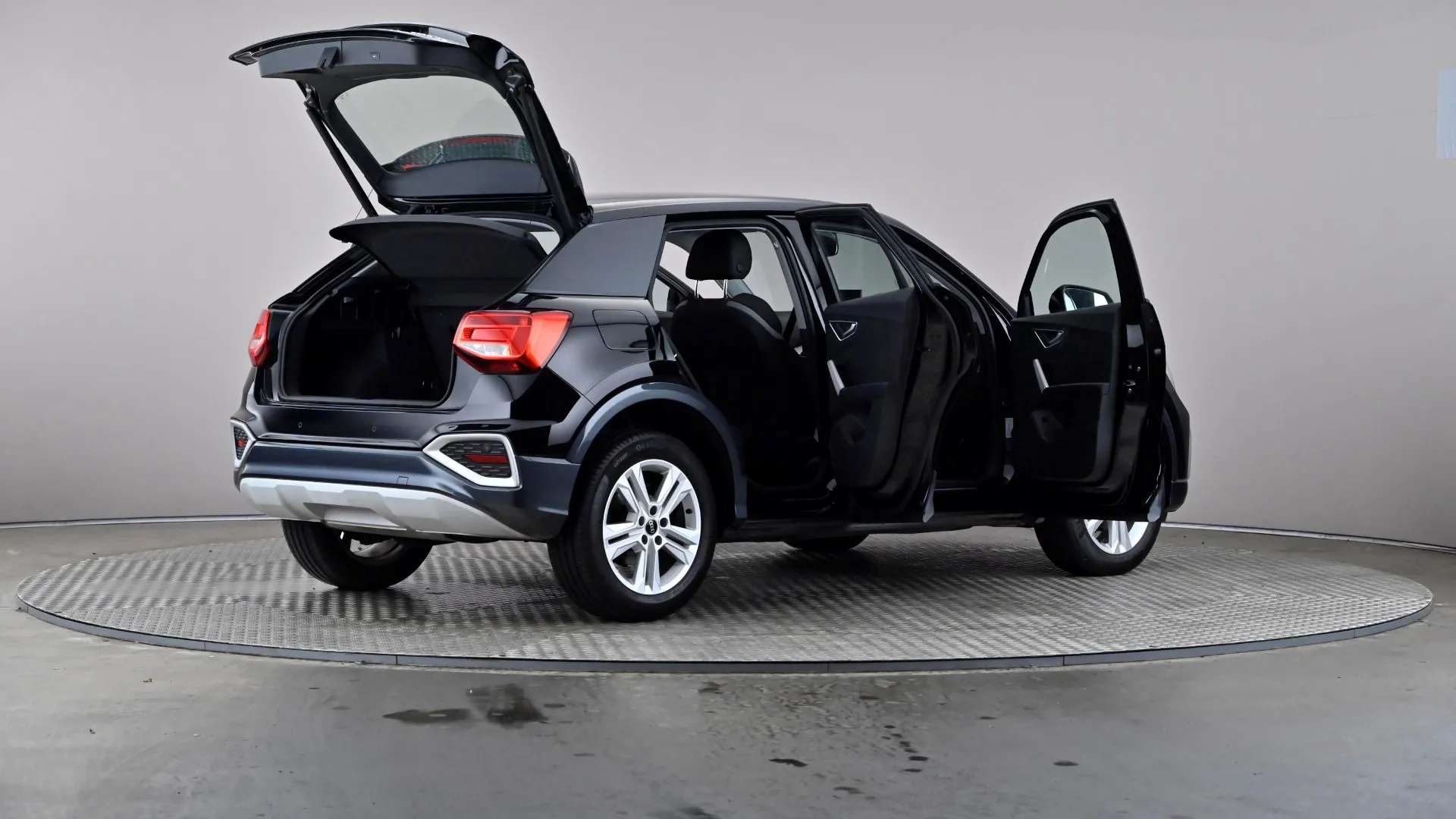 2024 AUDI Q2 2024 AUDI Q2