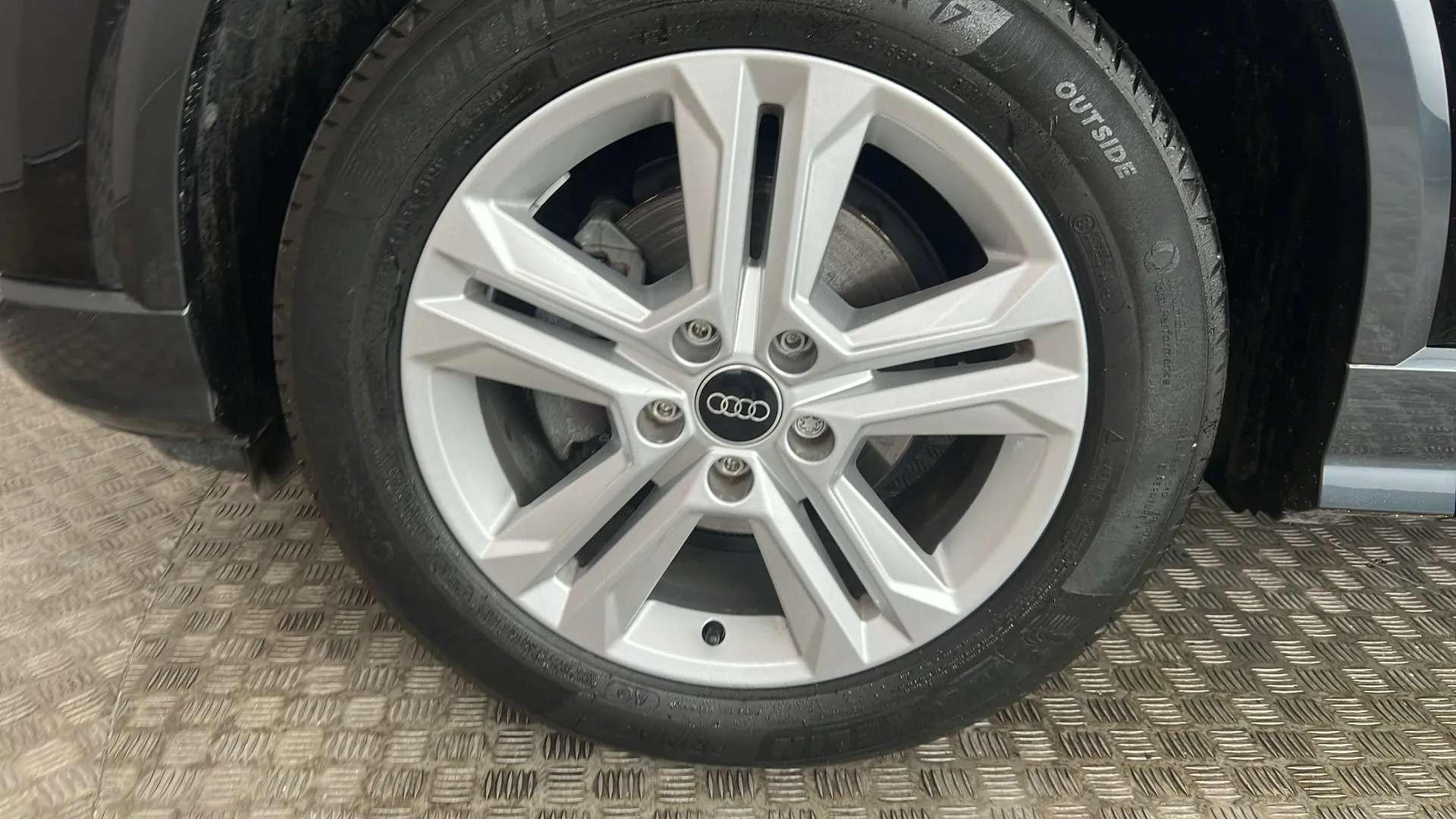 2024 AUDI Q2 2024 AUDI Q2