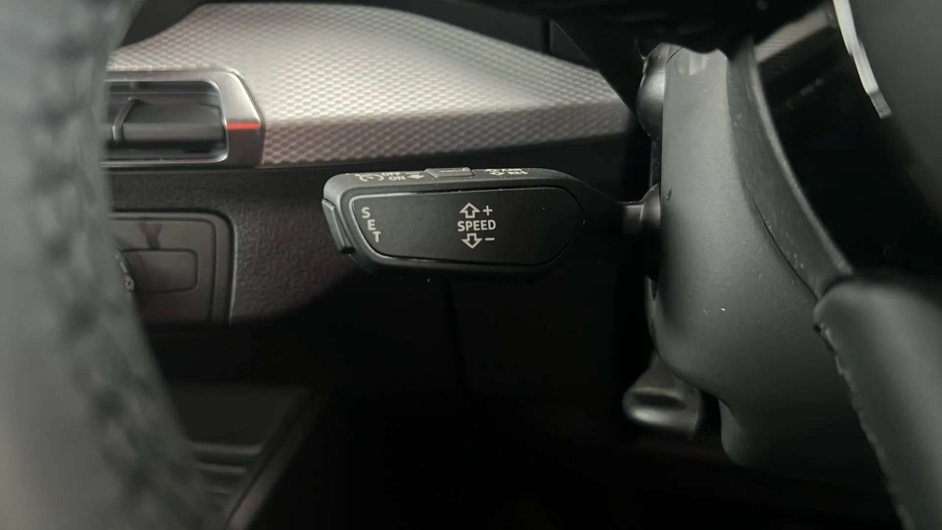 2024 AUDI Q2 2024 AUDI Q2
