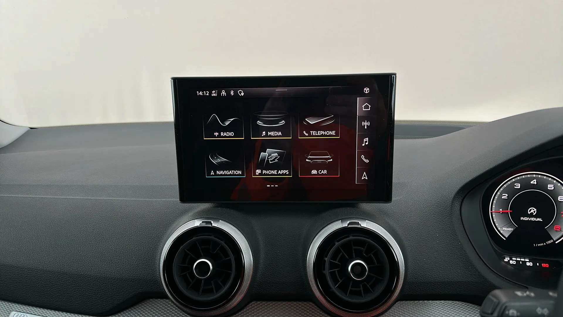 2025 AUDI Q2 2025 AUDI Q2