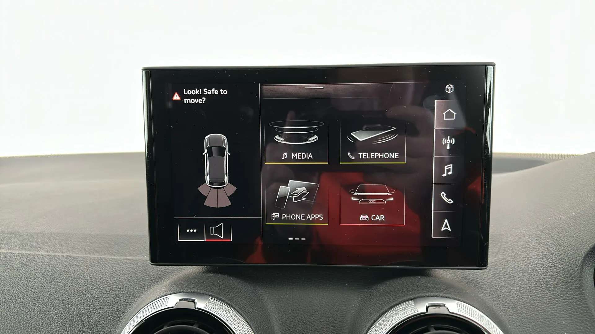 2025 AUDI Q2 2025 AUDI Q2