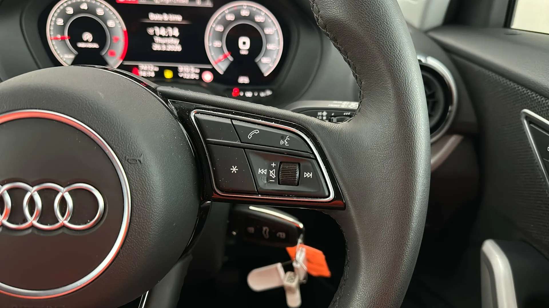 2025 AUDI Q2 2025 AUDI Q2