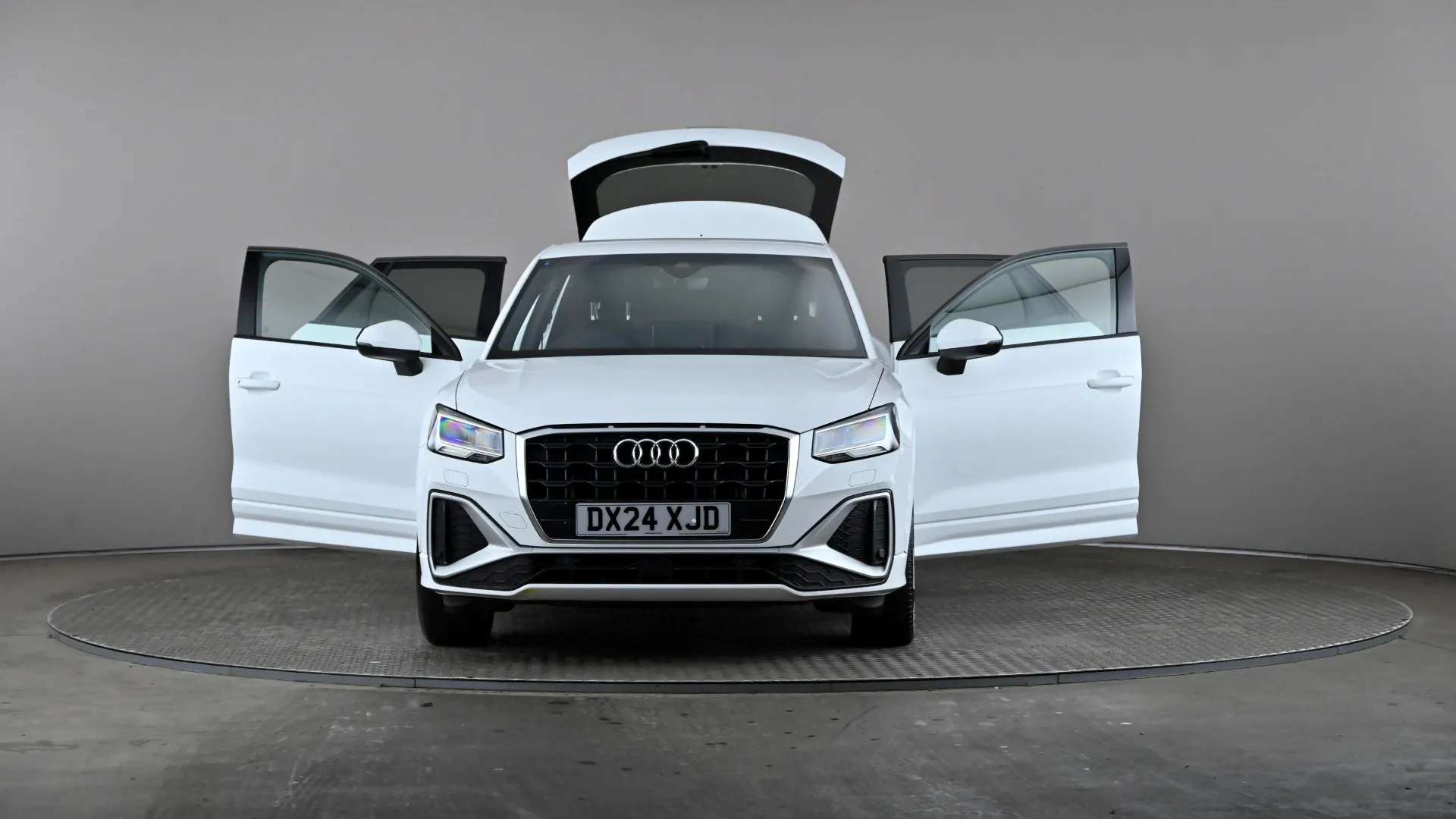 2024 AUDI Q2 2024 AUDI Q2
