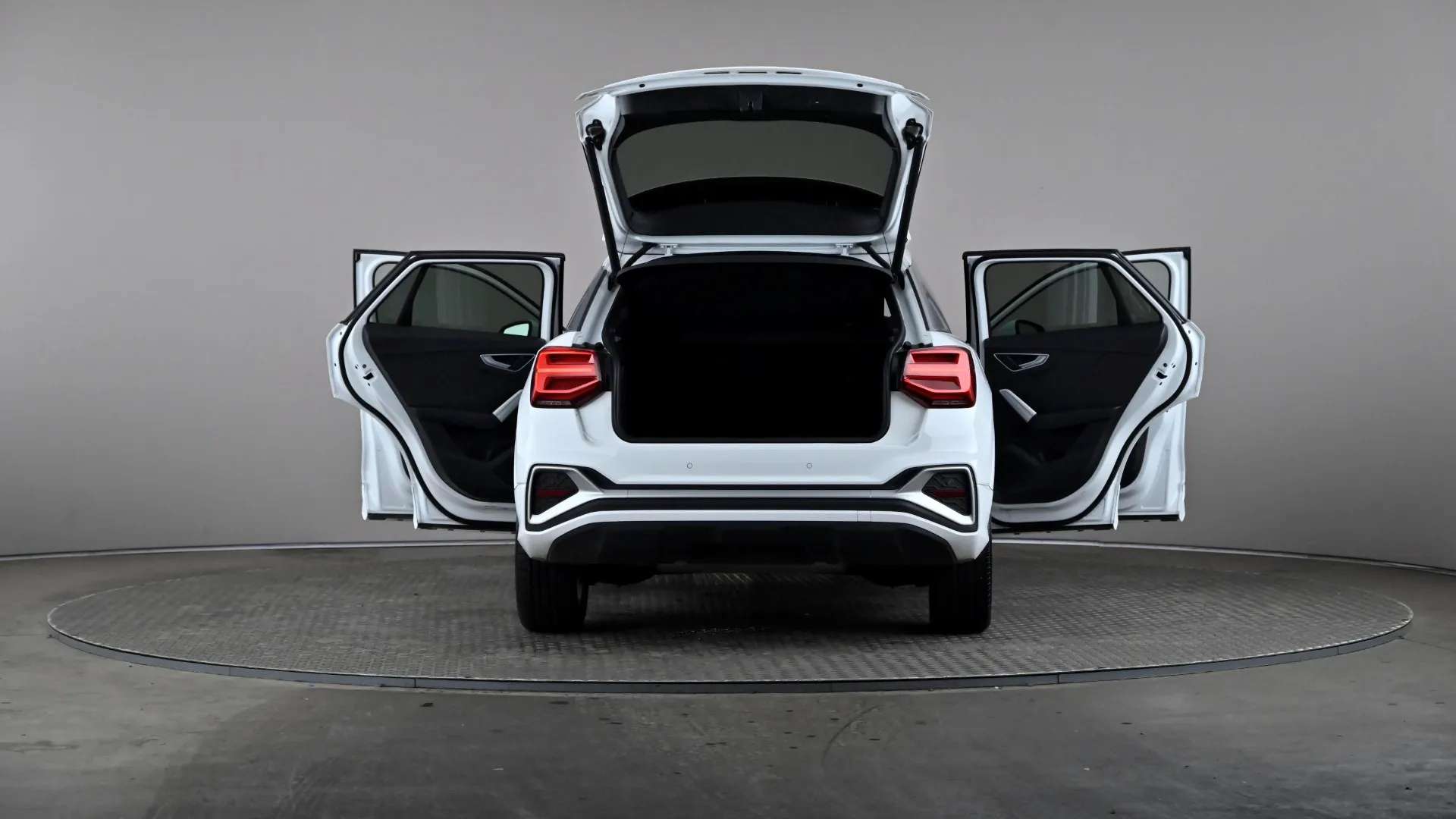 2024 AUDI Q2 2024 AUDI Q2