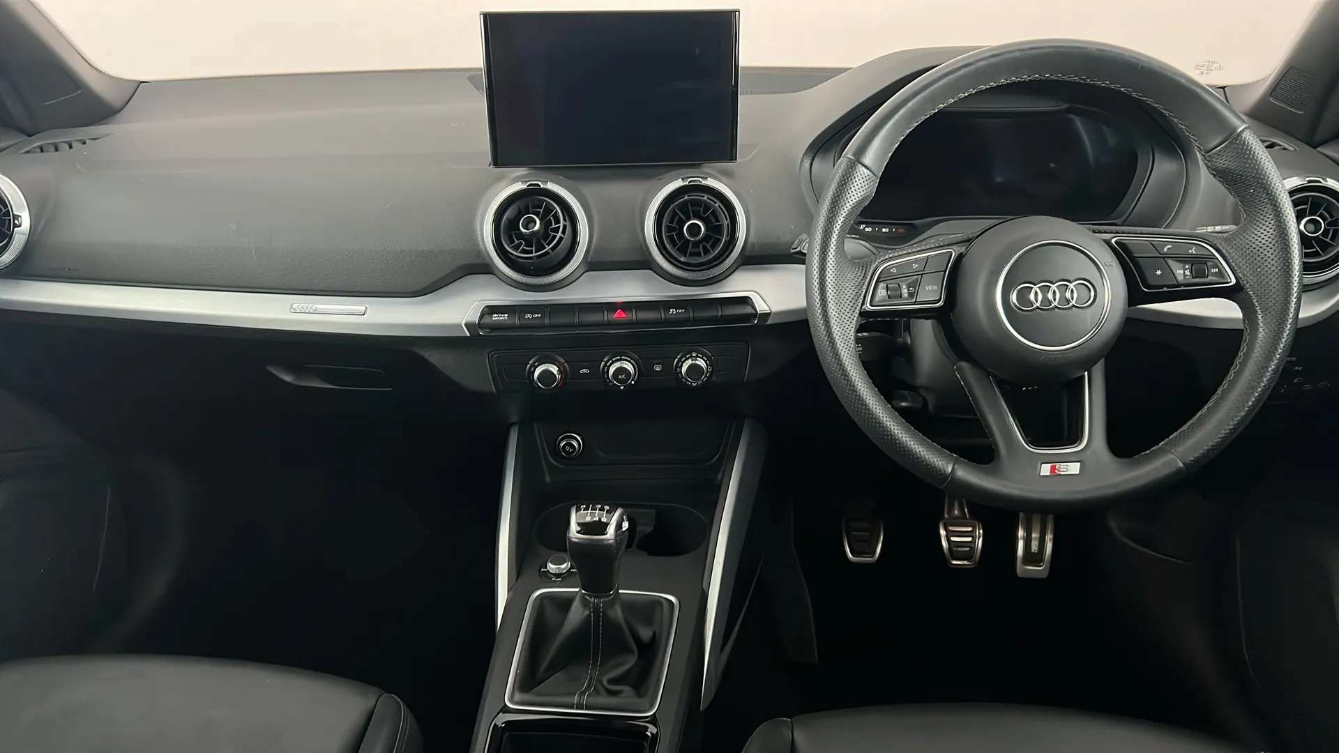 2024 AUDI Q2 2024 AUDI Q2