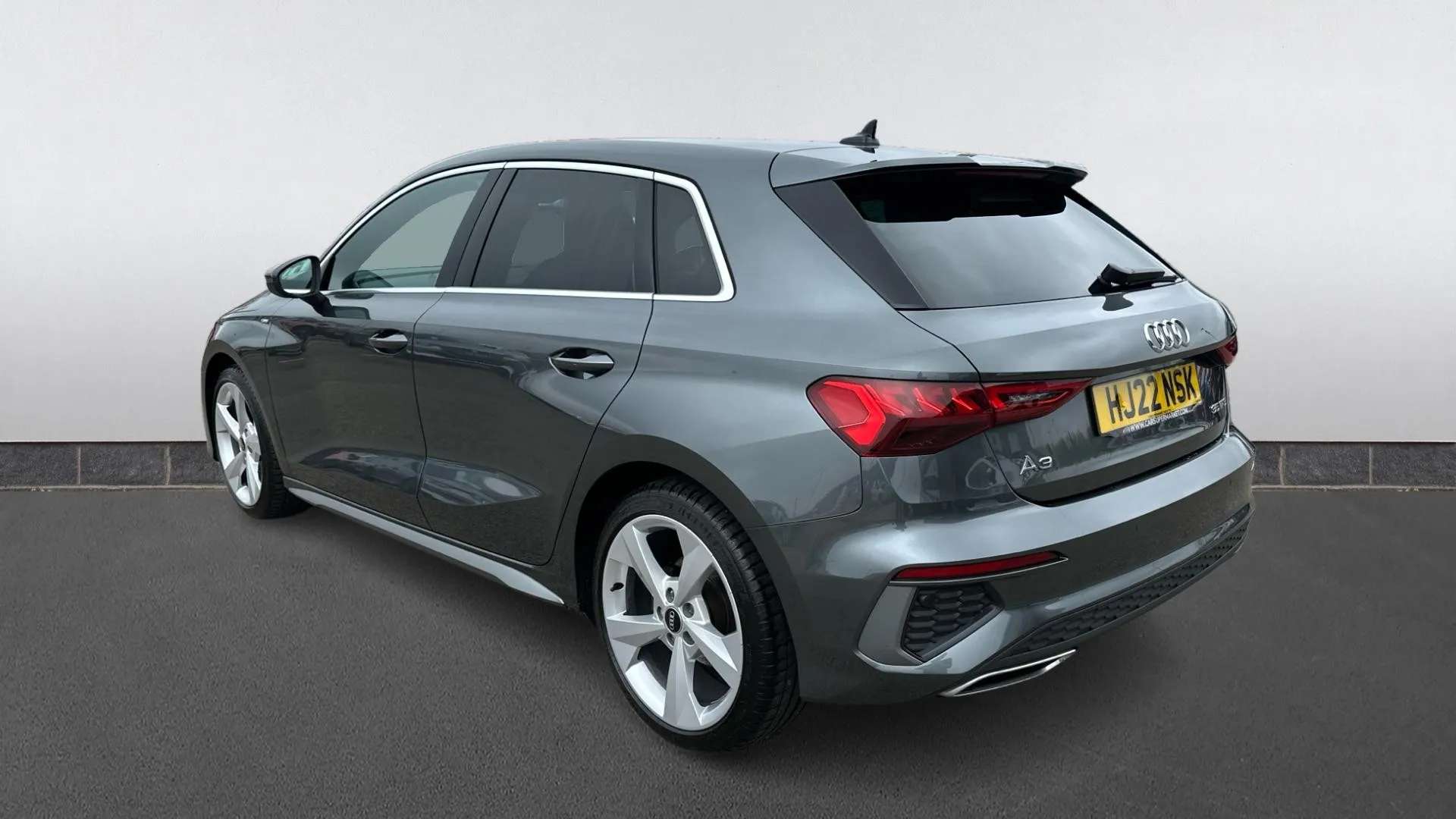 A 2022 AUDI A3 35 TFSI S Line A 2022 AUDI A3 35 TFSI S Line