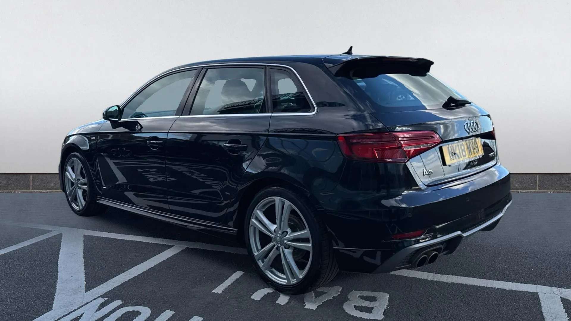 A 2018 AUDI A3 1.5 TFSI S Line A 2018 AUDI A3 1.5 TFSI S Line