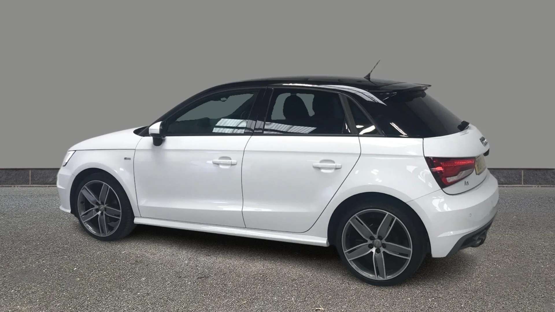 A 2017 AUDI A1 1.4 TFSI S Line A 2017 AUDI A1 1.4 TFSI S Line