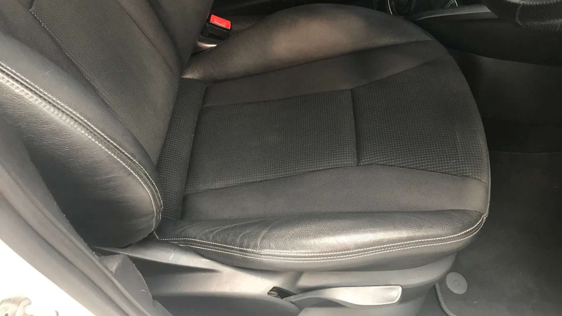 2017 AUDI A1 2017 AUDI A1