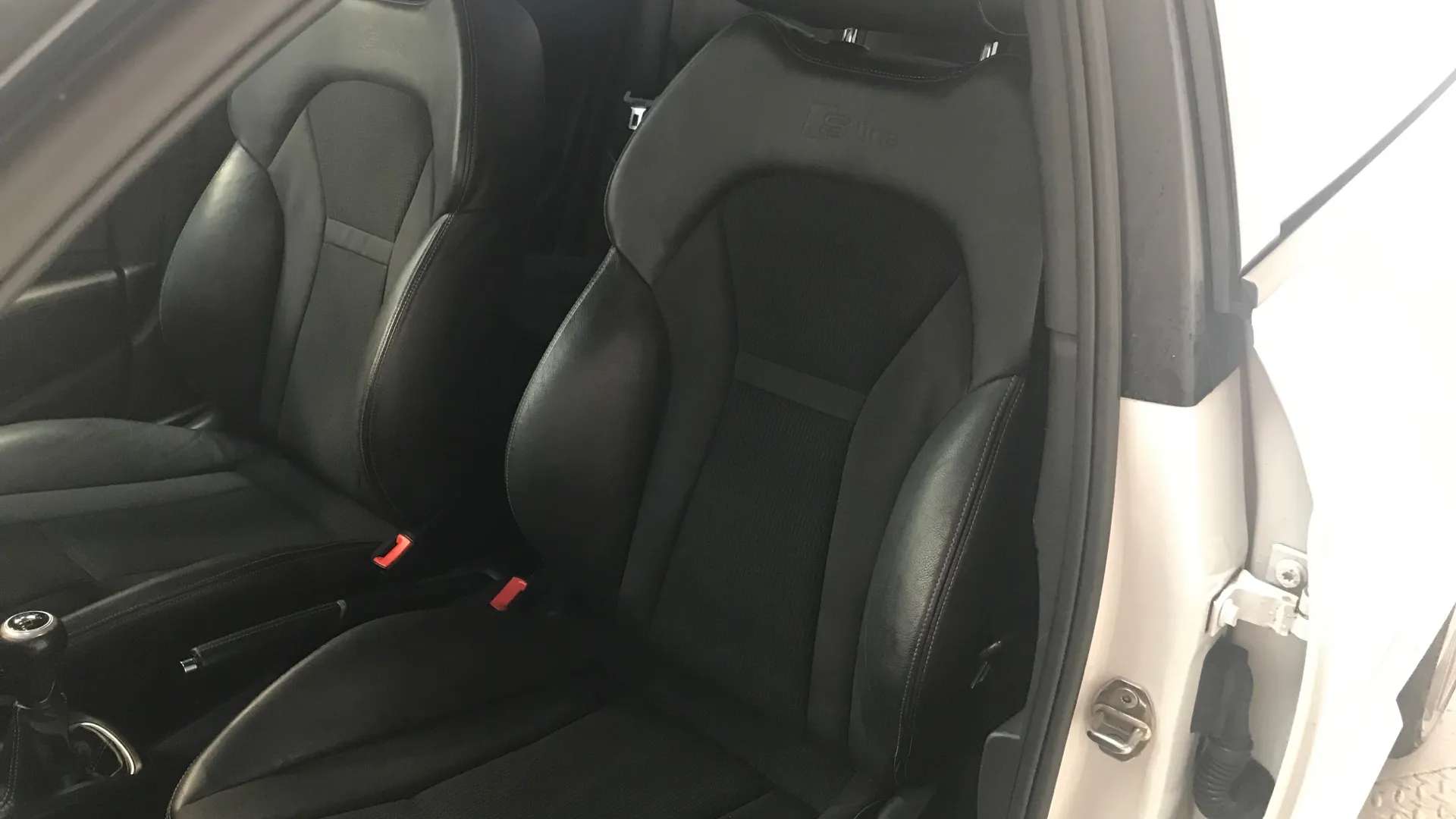 2017 AUDI A1 2017 AUDI A1
