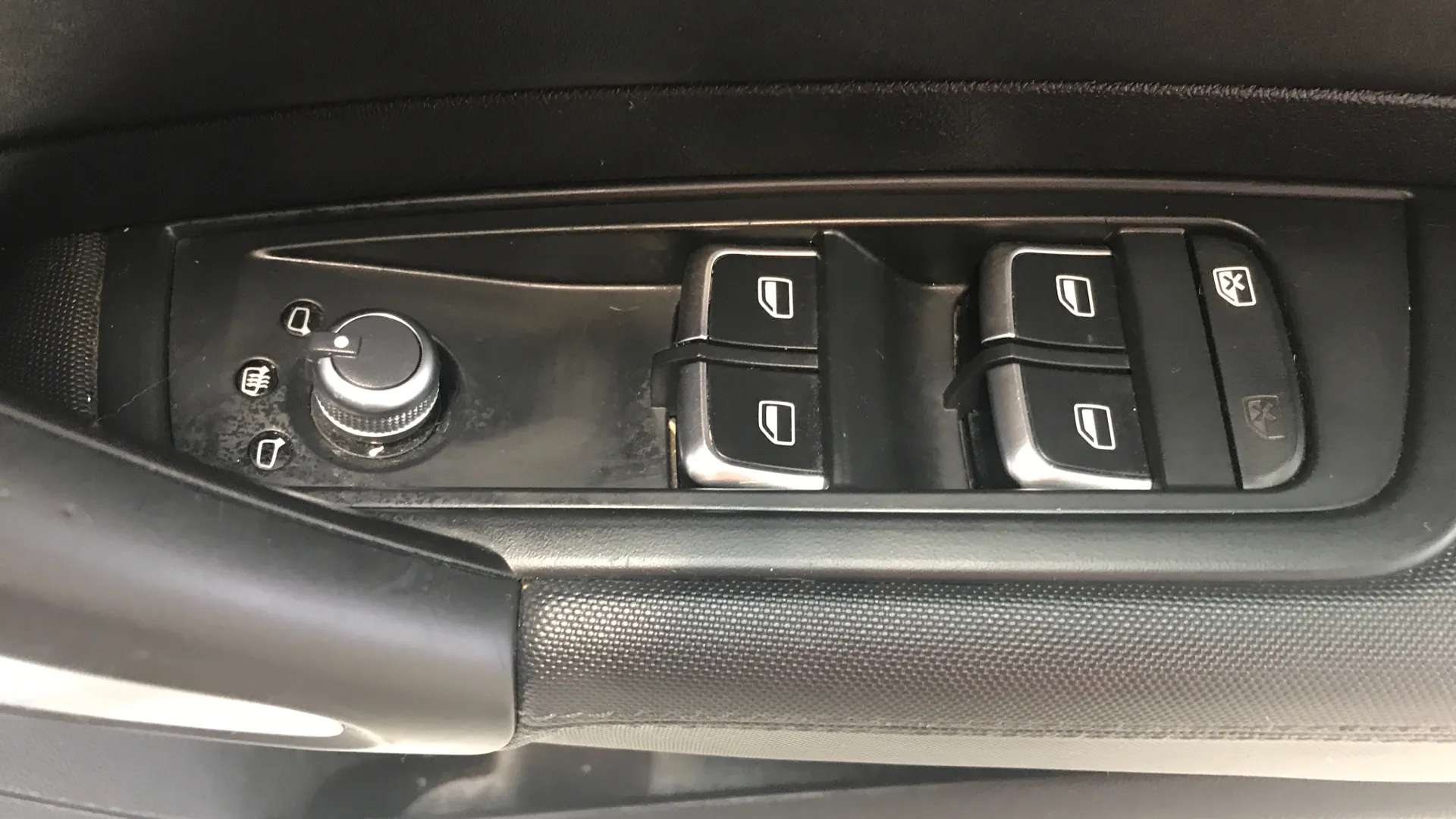 2017 AUDI A1 2017 AUDI A1
