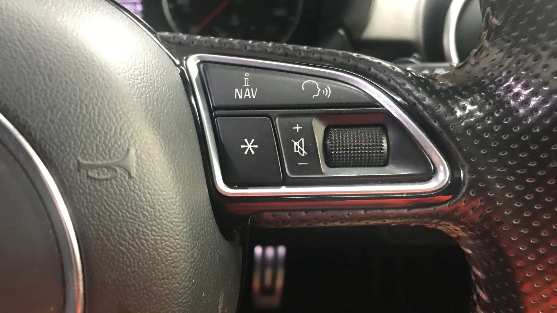 2017 AUDI A1 2017 AUDI A1