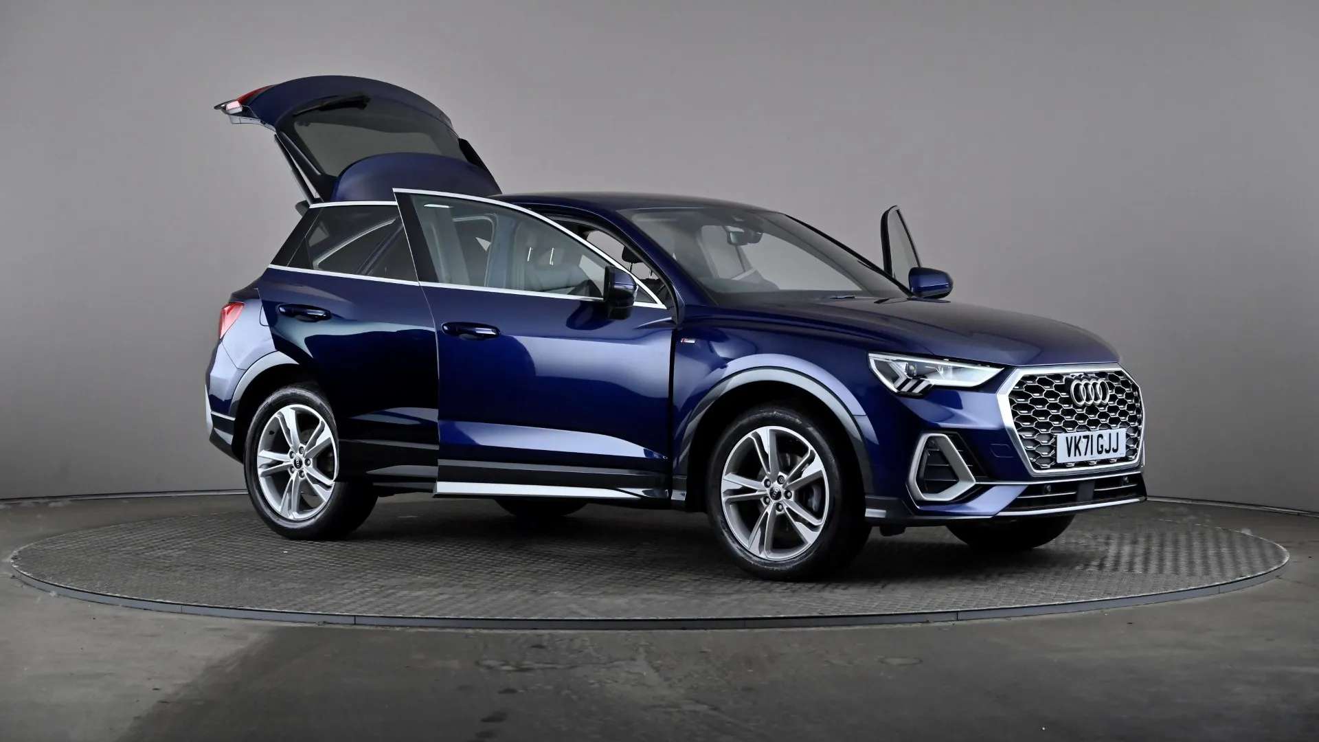 2021 AUDI Q3 2021 AUDI Q3