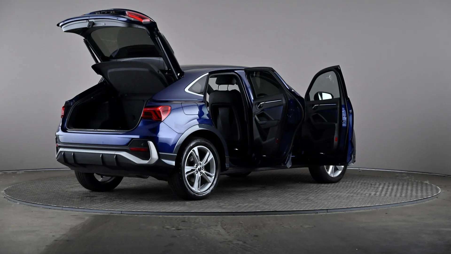 2021 AUDI Q3 2021 AUDI Q3