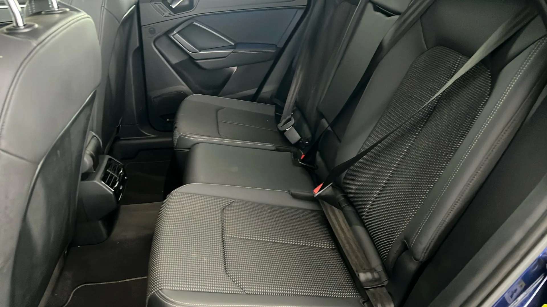 2021 AUDI Q3 2021 AUDI Q3