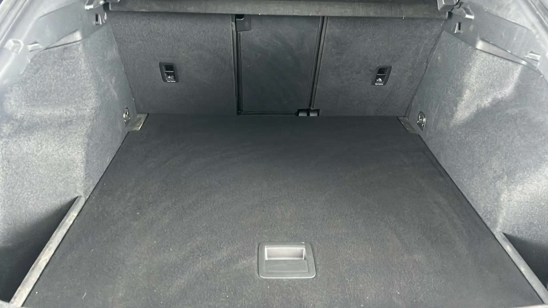 2021 AUDI Q3 2021 AUDI Q3