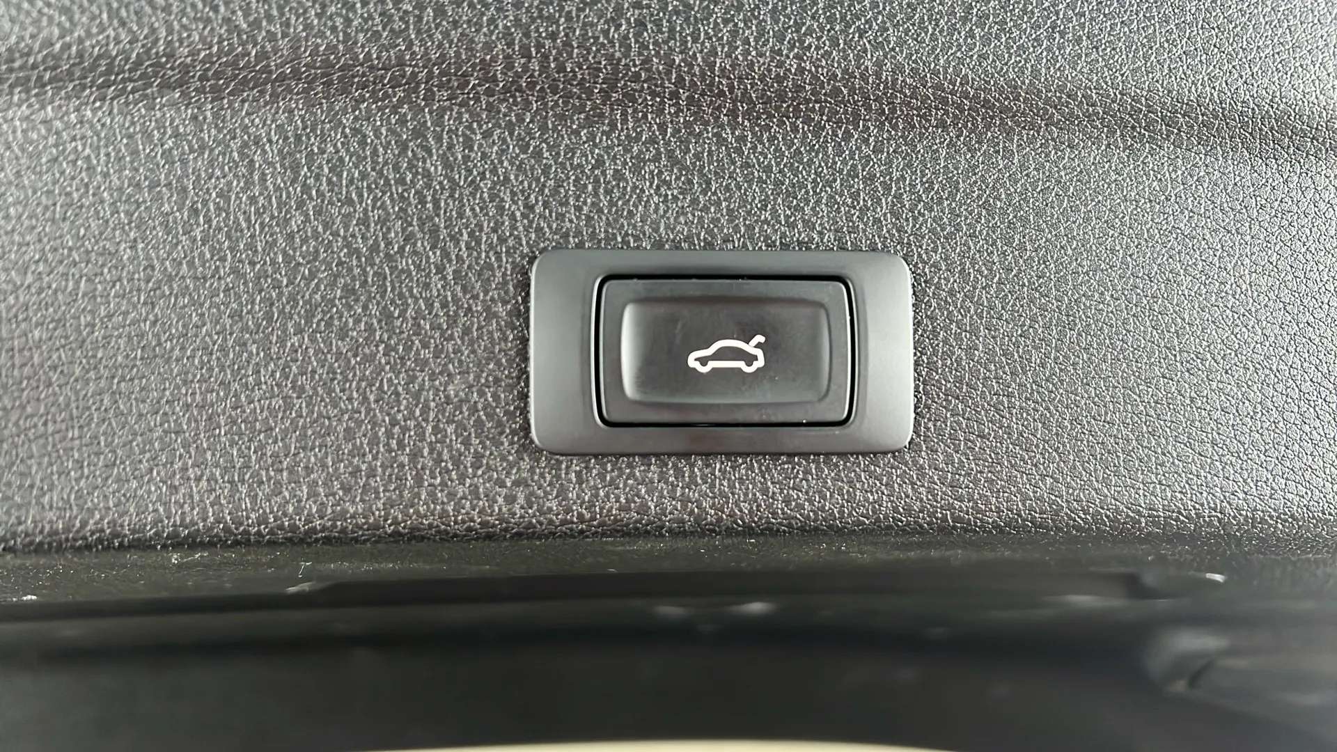 2021 AUDI Q3 2021 AUDI Q3