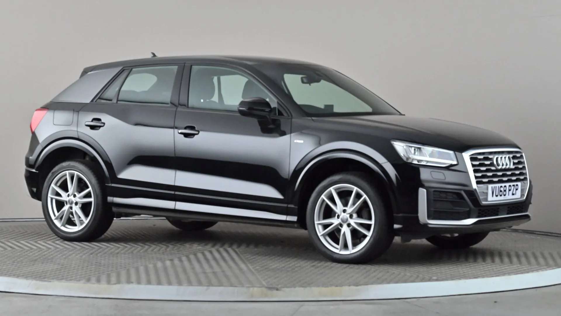 A 2018 AUDI Q2 1.4 TFSI S Line A 2018 AUDI Q2 1.4 TFSI S Line