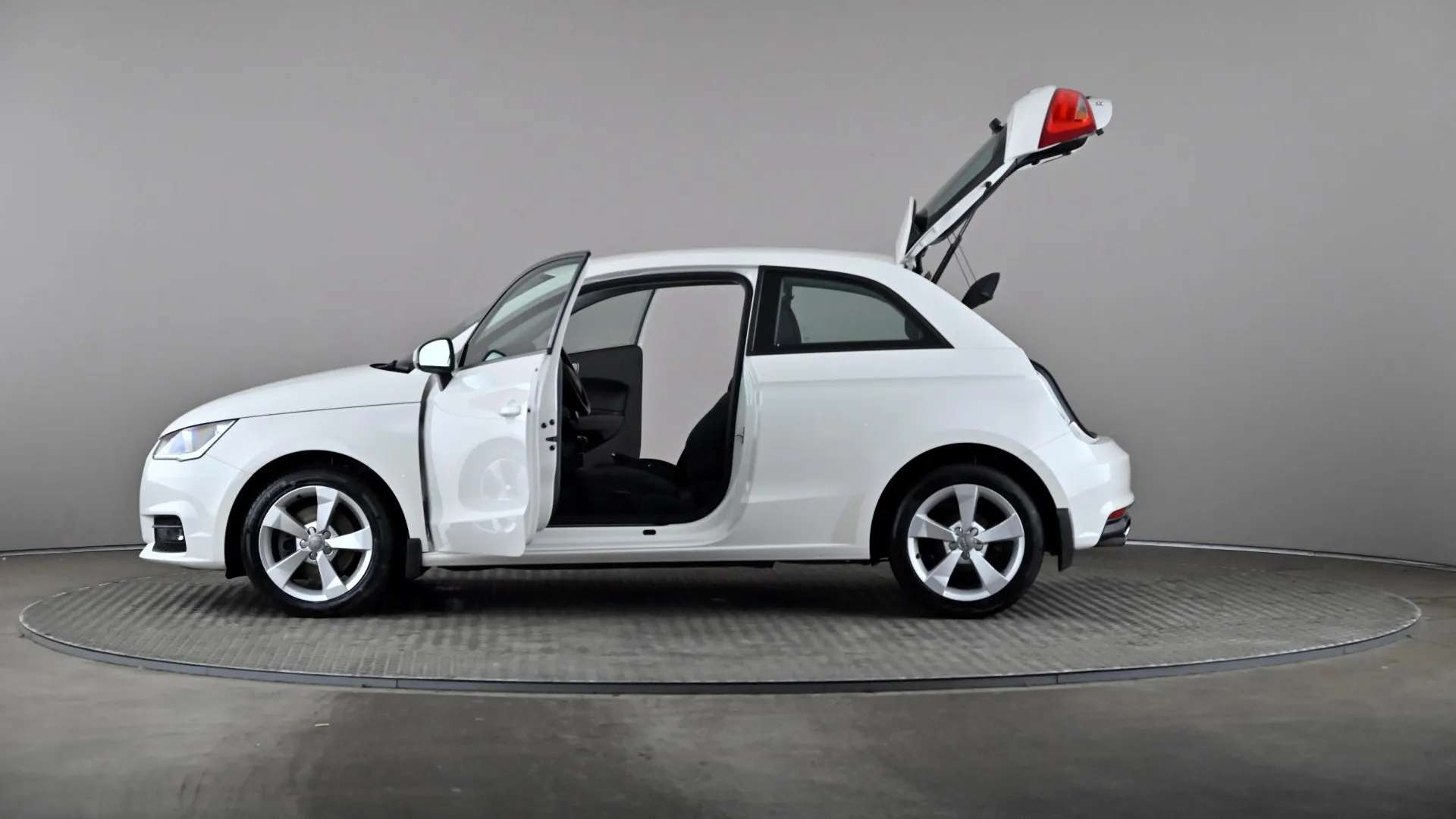2018 AUDI A1 2018 AUDI A1