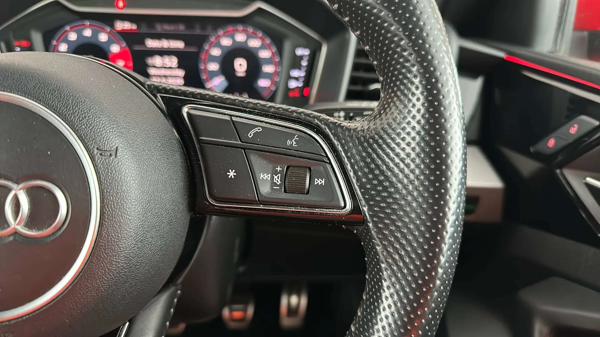 2020 AUDI A1 2020 AUDI A1