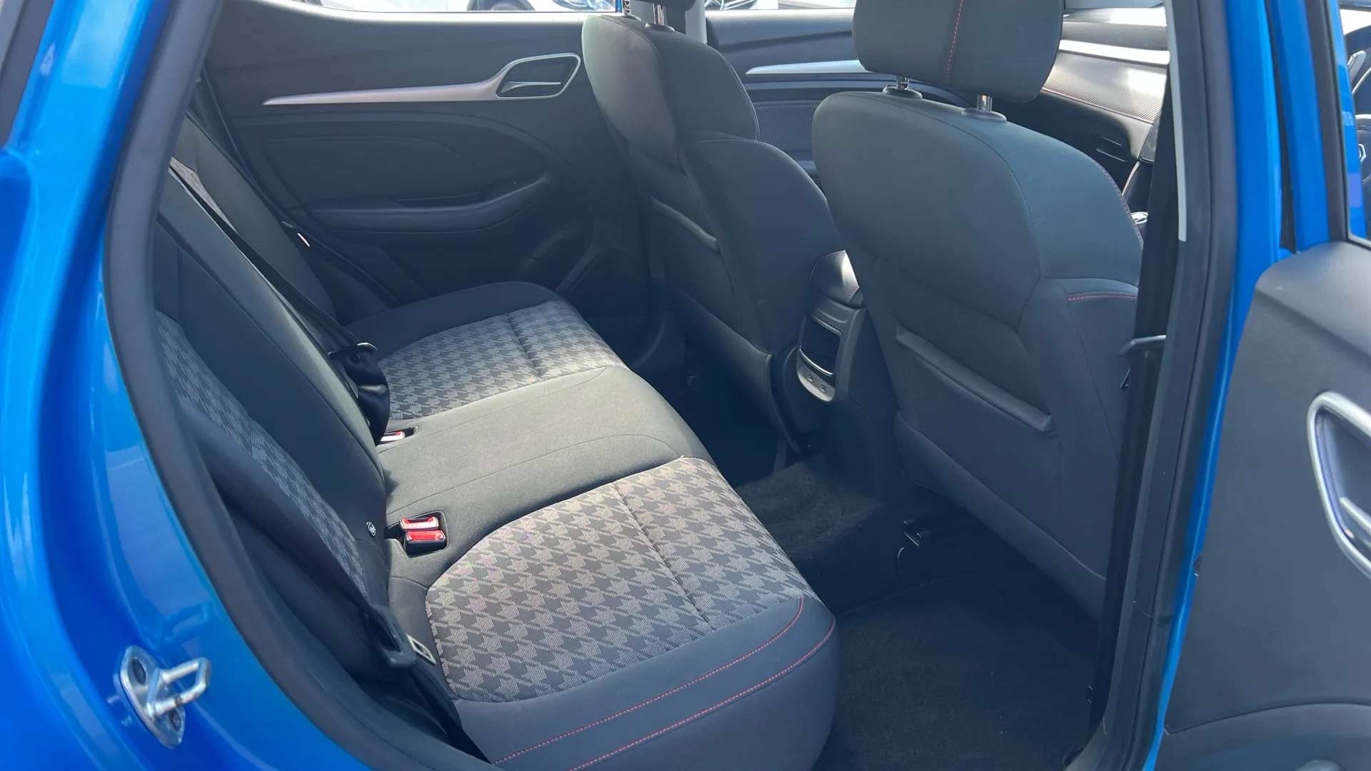2021 MG MOTOR UK ZS 2021 MG MOTOR UK ZS