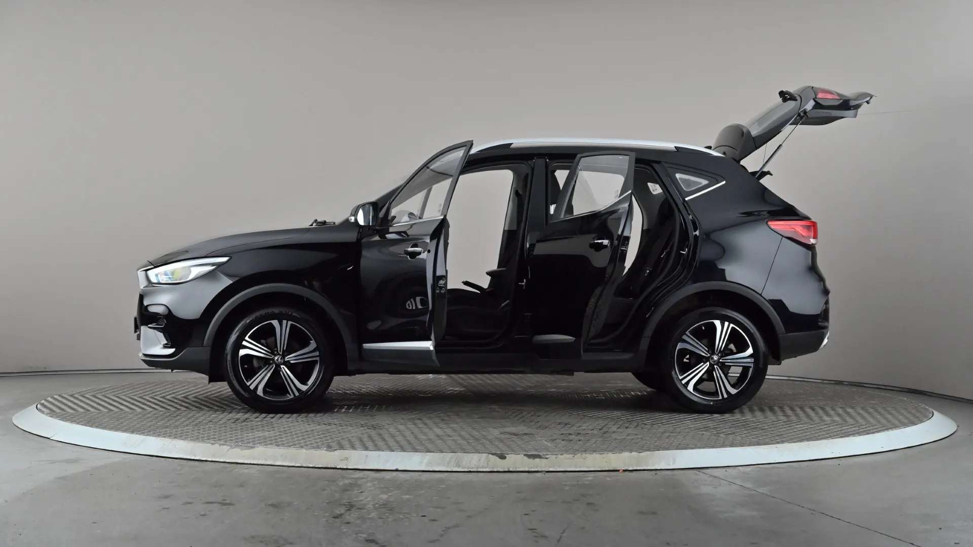 2023 MG MOTOR UK ZS 2023 MG MOTOR UK ZS