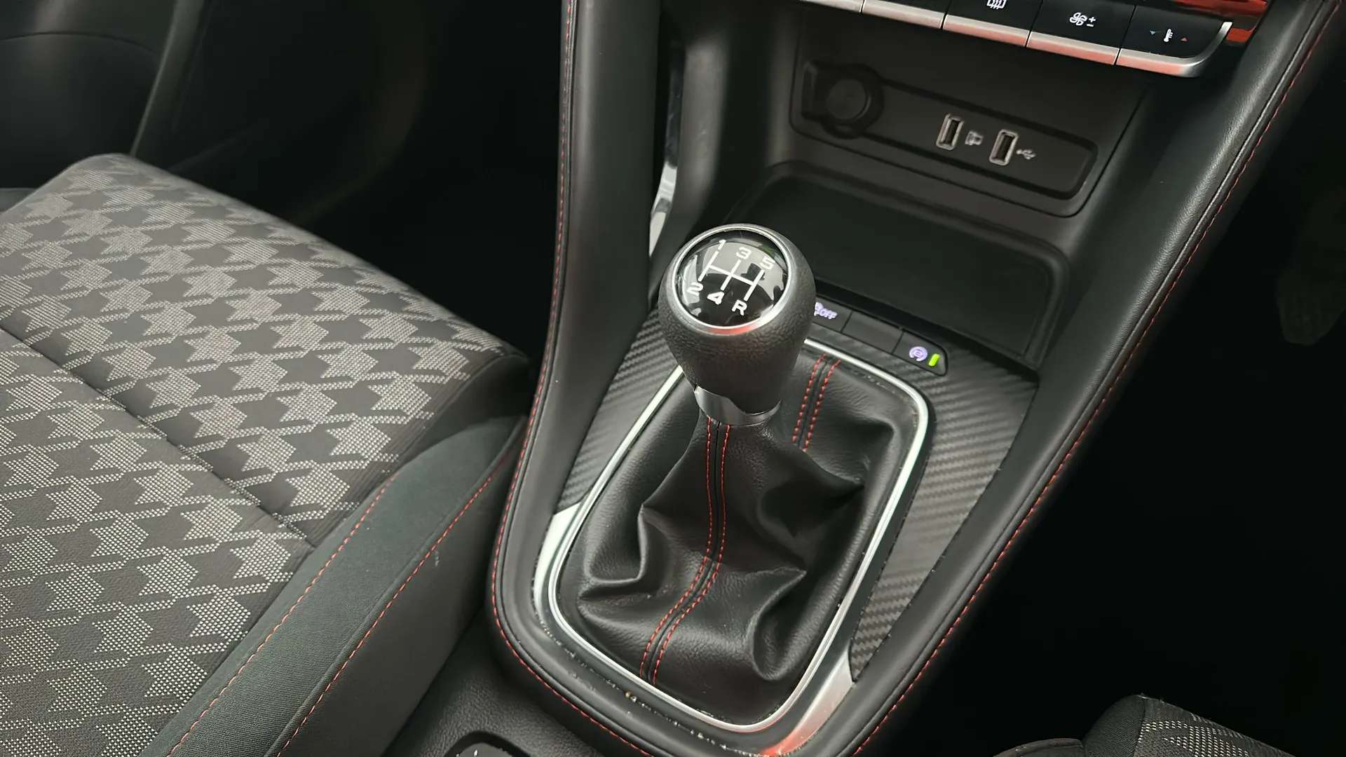2020 MG MOTOR UK ZS 2020 MG MOTOR UK ZS
