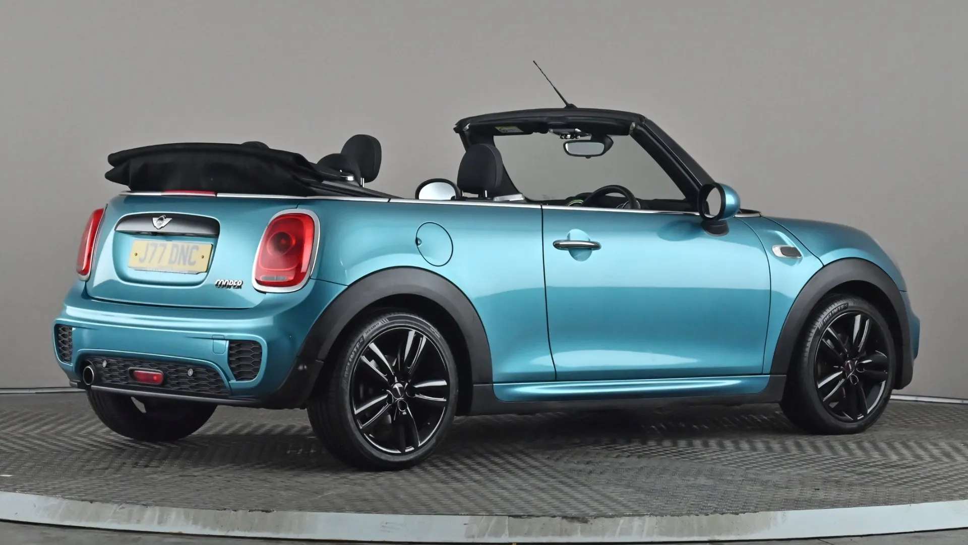 2017 MINI CONVERTIBLE 2017 MINI CONVERTIBLE