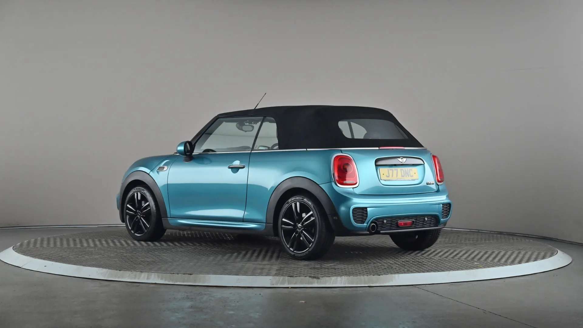 2017 MINI CONVERTIBLE 2017 MINI CONVERTIBLE