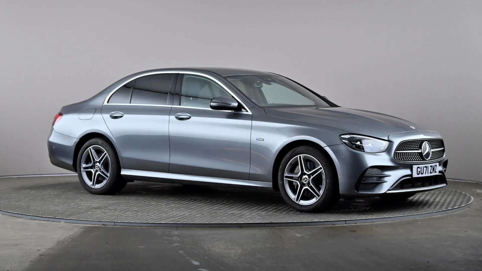 A 2021 MERCEDES-BENZ E CLASS E300e AMG Line Edition 9G-Tronic A 2021 MERCEDES-BENZ E CLASS E300e AMG Line Edition 9G-Tronic