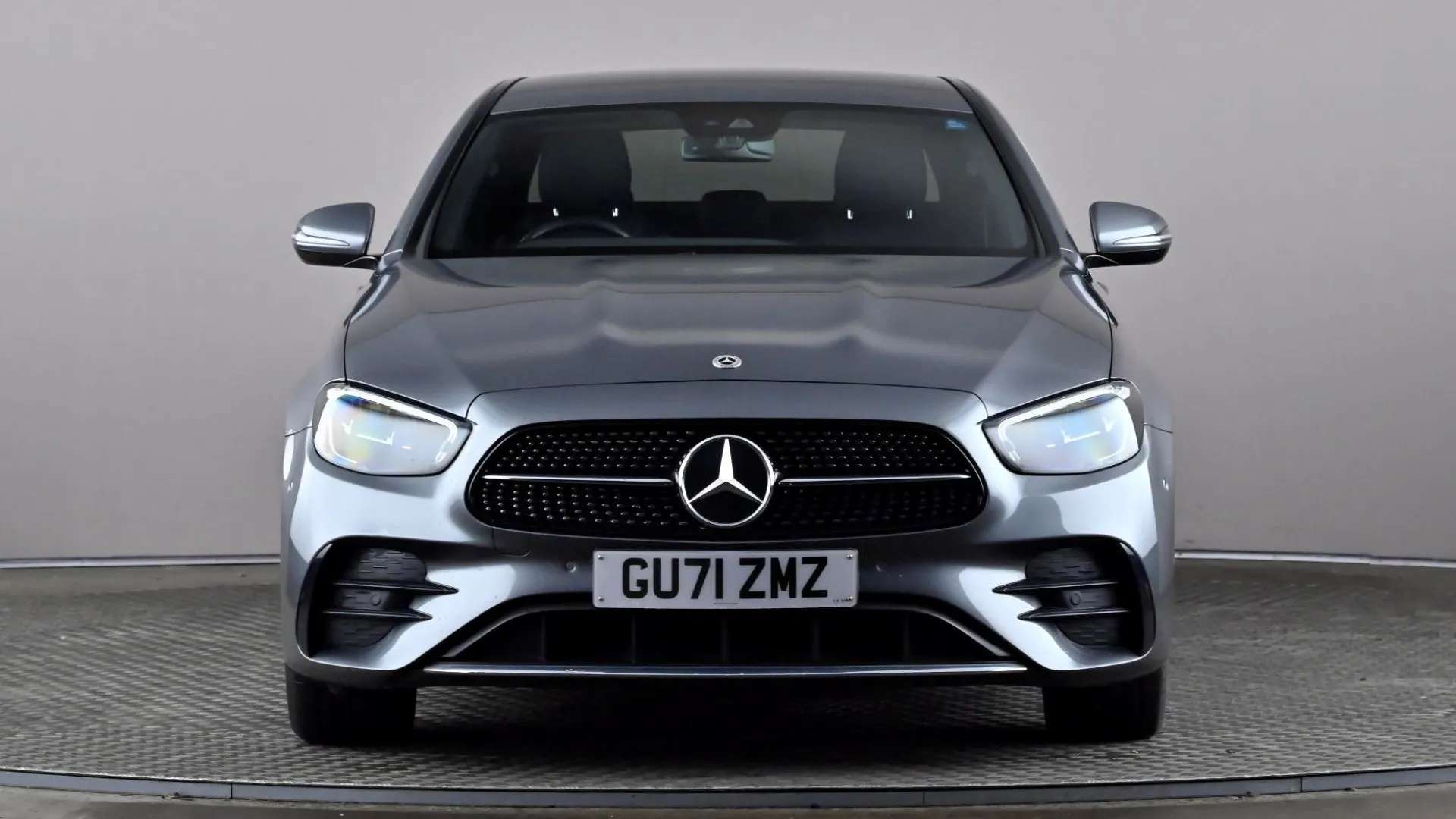 A 2021 MERCEDES-BENZ E CLASS E300e AMG Line Edition 9G-Tronic A 2021 MERCEDES-BENZ E CLASS E300e AMG Line Edition 9G-Tronic