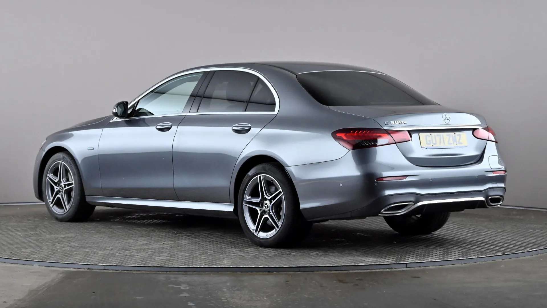 A 2021 MERCEDES-BENZ E CLASS E300e AMG Line Edition 9G-Tronic A 2021 MERCEDES-BENZ E CLASS E300e AMG Line Edition 9G-Tronic