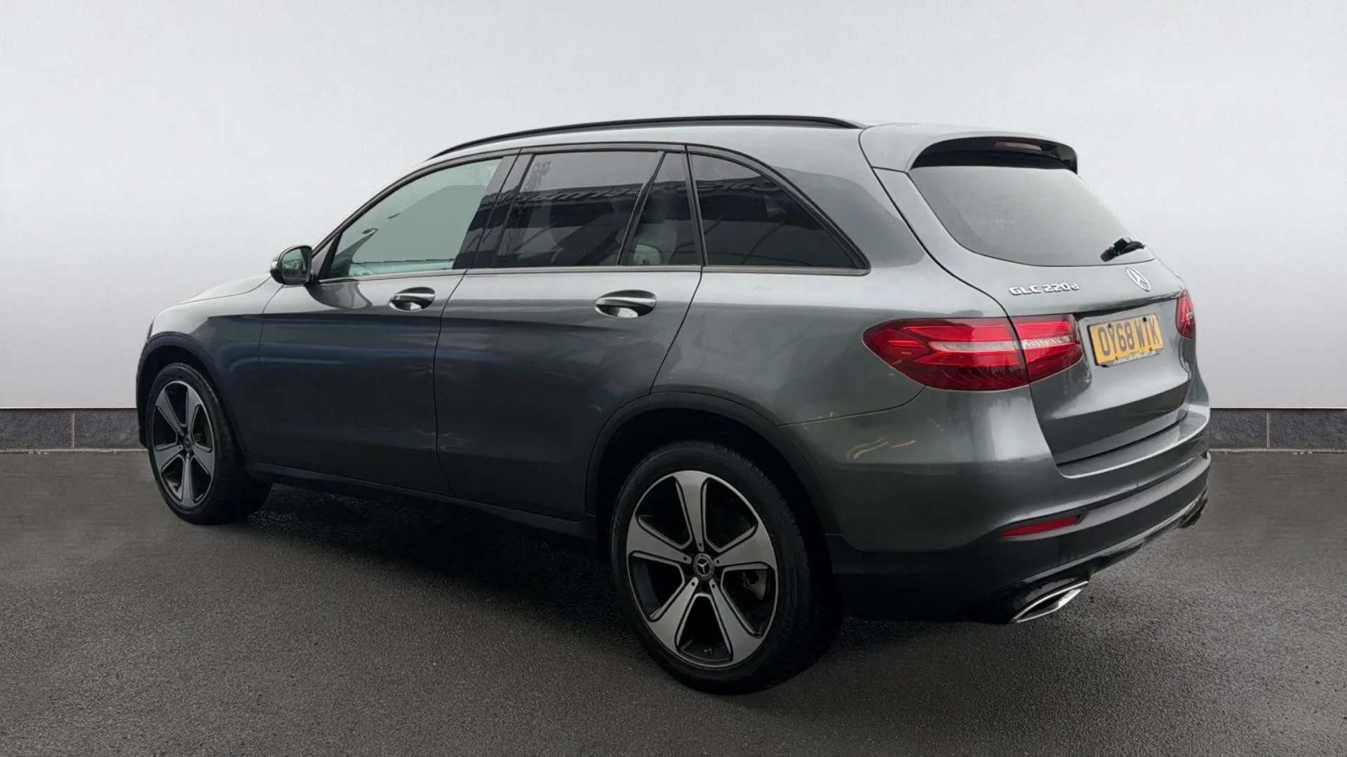 A 2018 MERCEDES-BENZ GLC GLC 220d 4Matic Urban Edition 9G-Tronic A 2018 MERCEDES-BENZ GLC GLC 220d 4Matic Urban Edition 9G-Tronic