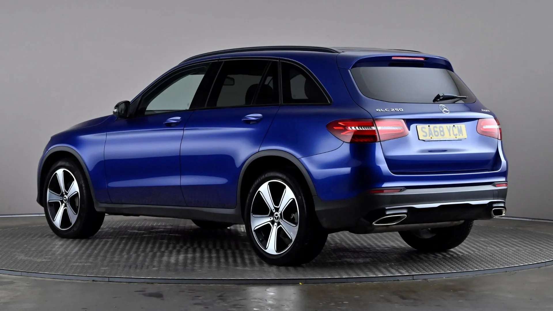 A 2018 MERCEDES-BENZ GLC GLC 250 4Matic Urban Edition 9G-Tronic A 2018 MERCEDES-BENZ GLC GLC 250 4Matic Urban Edition 9G-Tronic