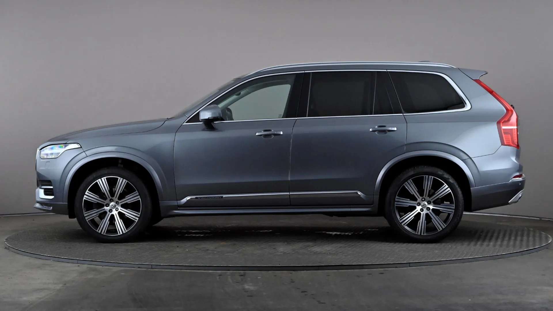 2020 VOLVO XC90 2020 VOLVO XC90