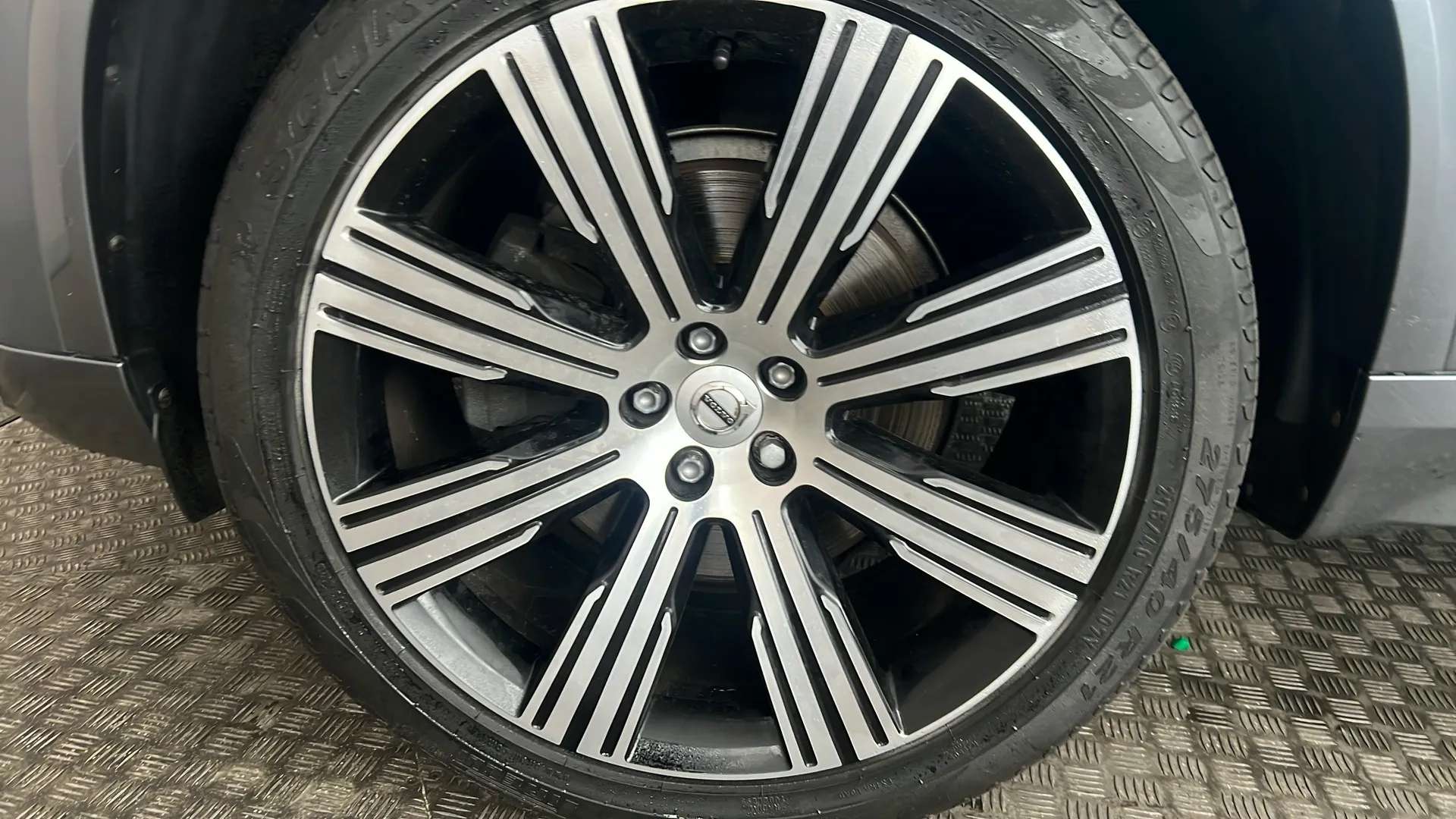 2020 VOLVO XC90 2020 VOLVO XC90