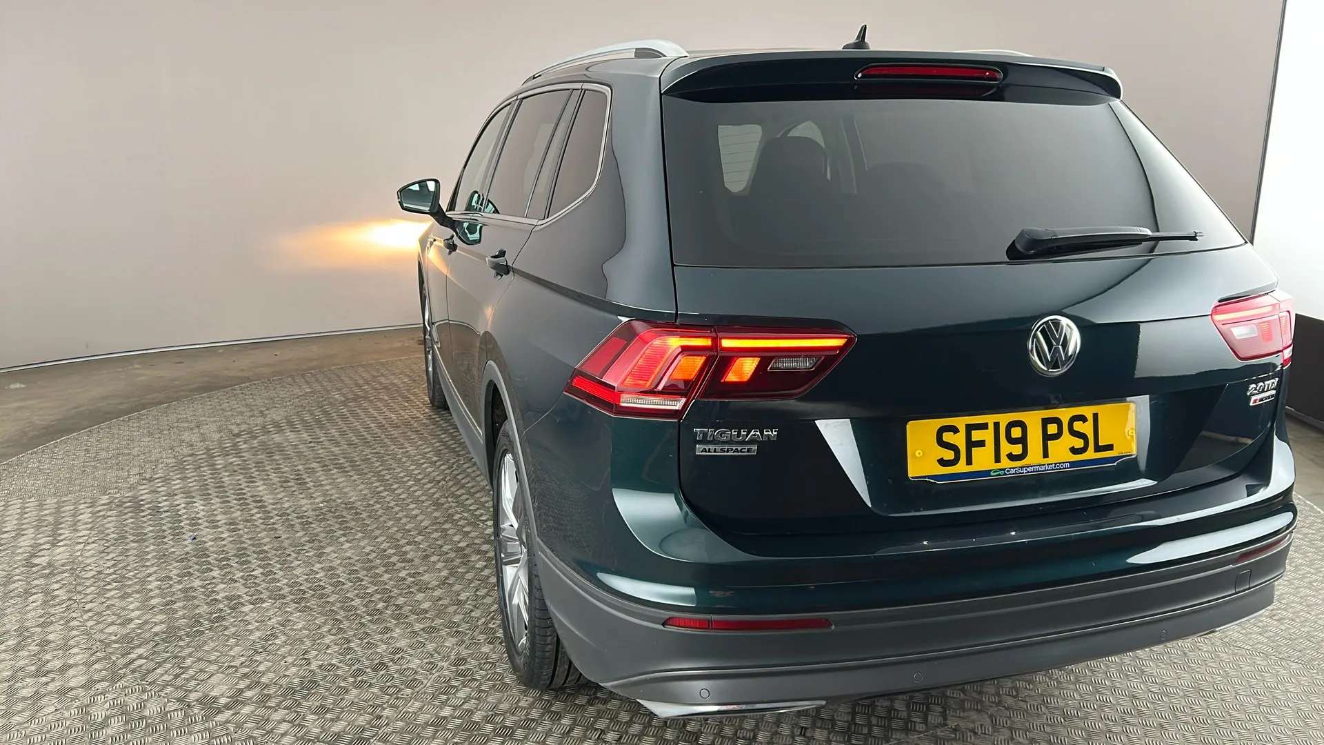 2019 VOLKSWAGEN TIGUAN ALLSPACE 2019 VOLKSWAGEN TIGUAN ALLSPACE