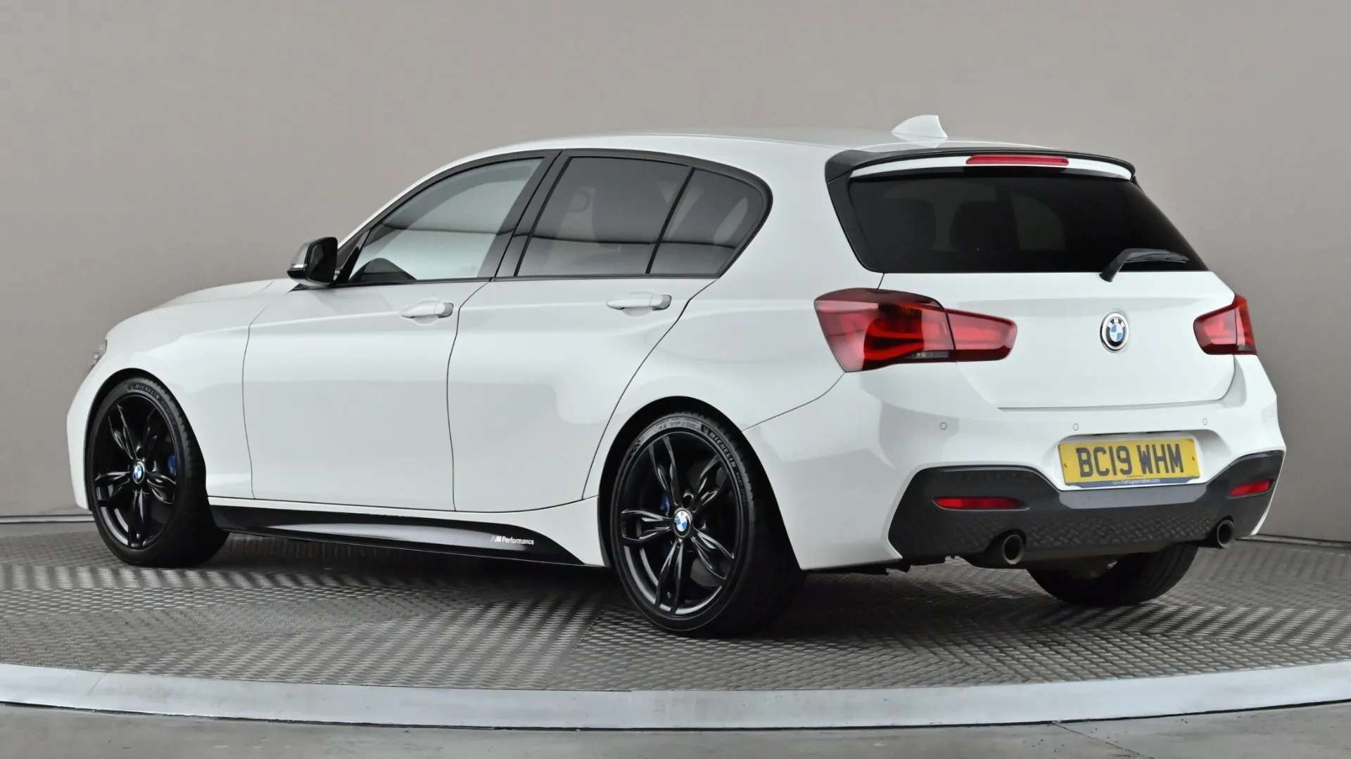 A 2019 BMW 1 SERIES M140i Shadow Edition Step Auto A 2019 BMW 1 SERIES M140i Shadow Edition Step Auto