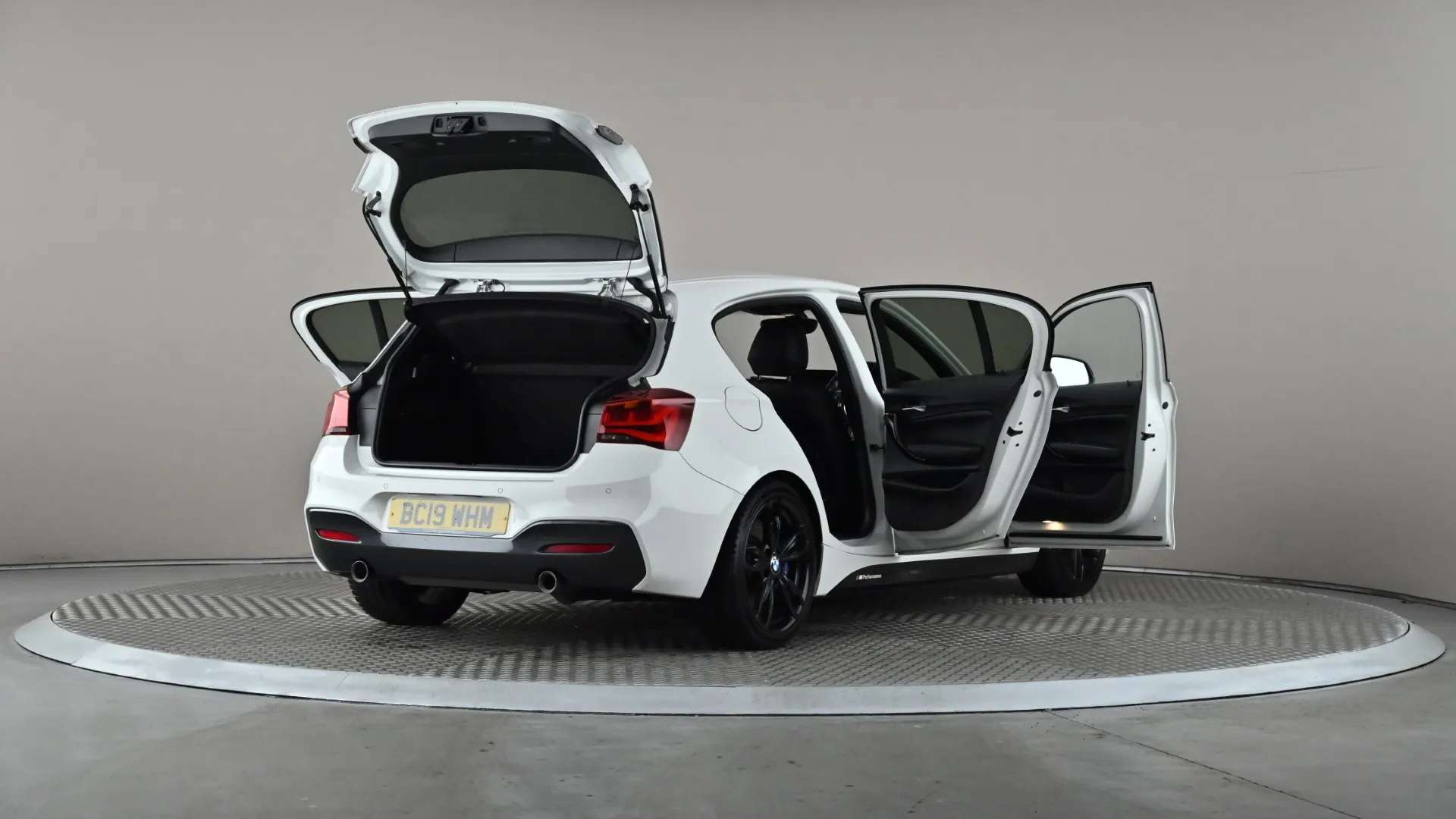 2019 BMW 1 SERIES 2019 BMW 1 SERIES