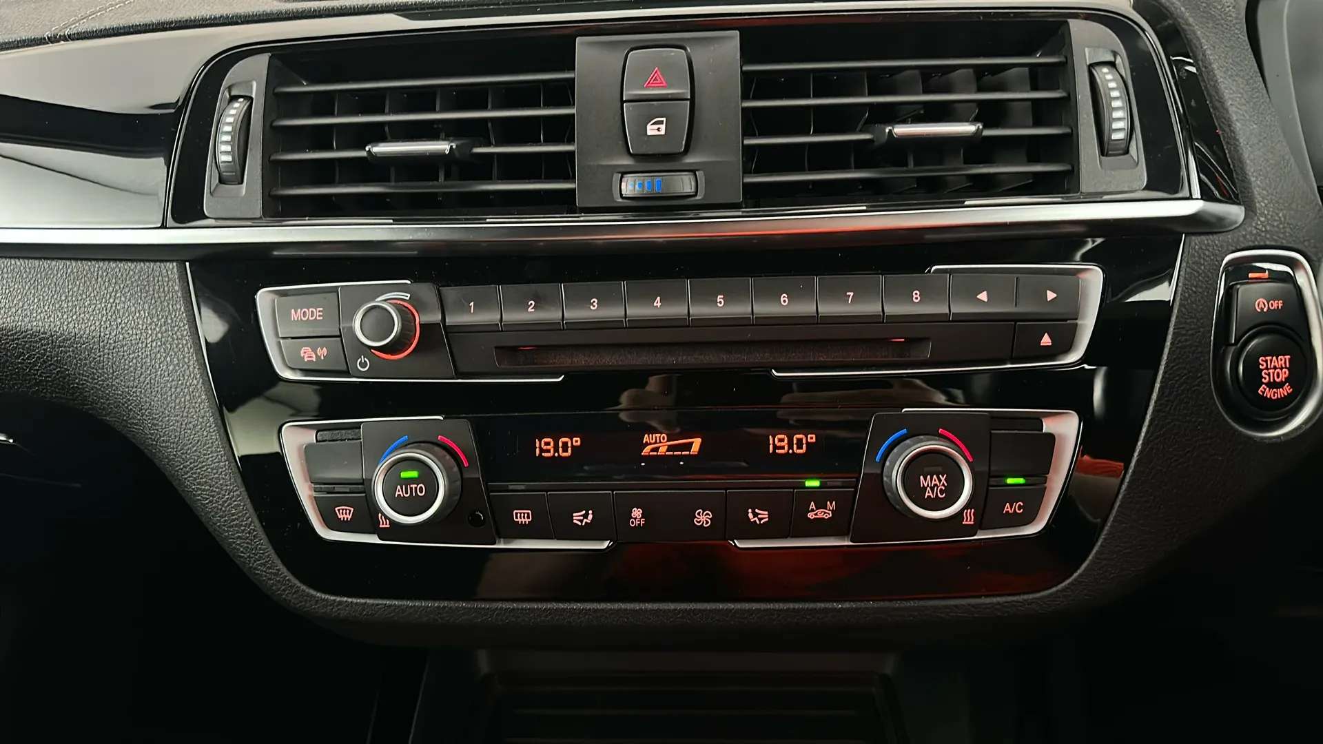 2019 BMW 1 SERIES 2019 BMW 1 SERIES
