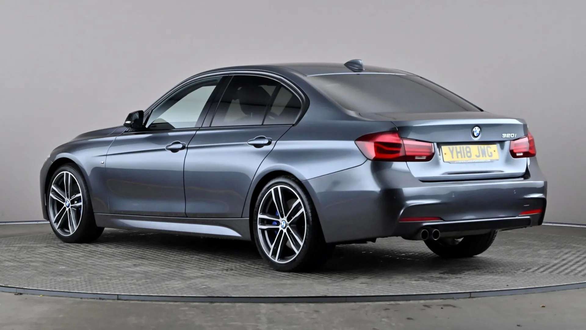 A 2018 BMW 3 SERIES 320i M Sport Shadow Edition Step Auto A 2018 BMW 3 SERIES 320i M Sport Shadow Edition Step Auto