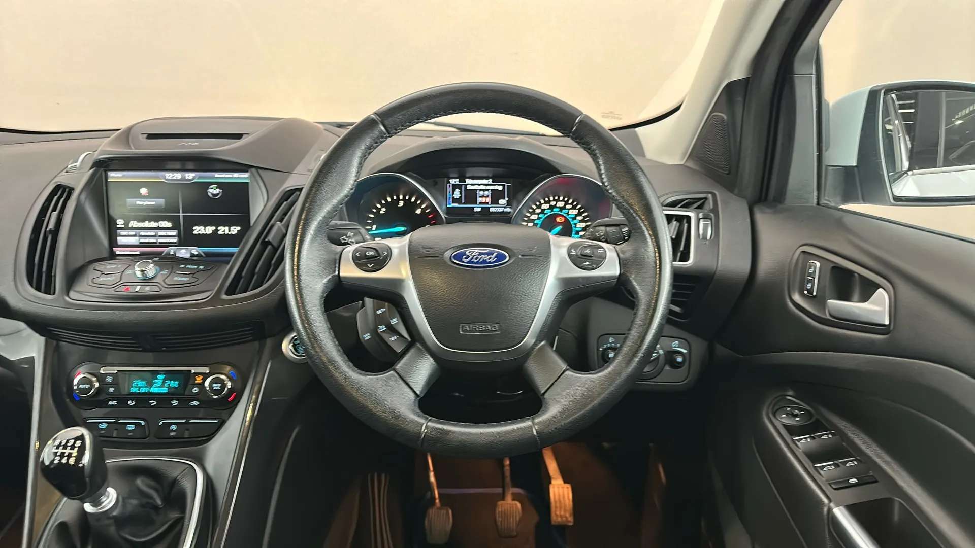 2016 FORD KUGA 2016 FORD KUGA