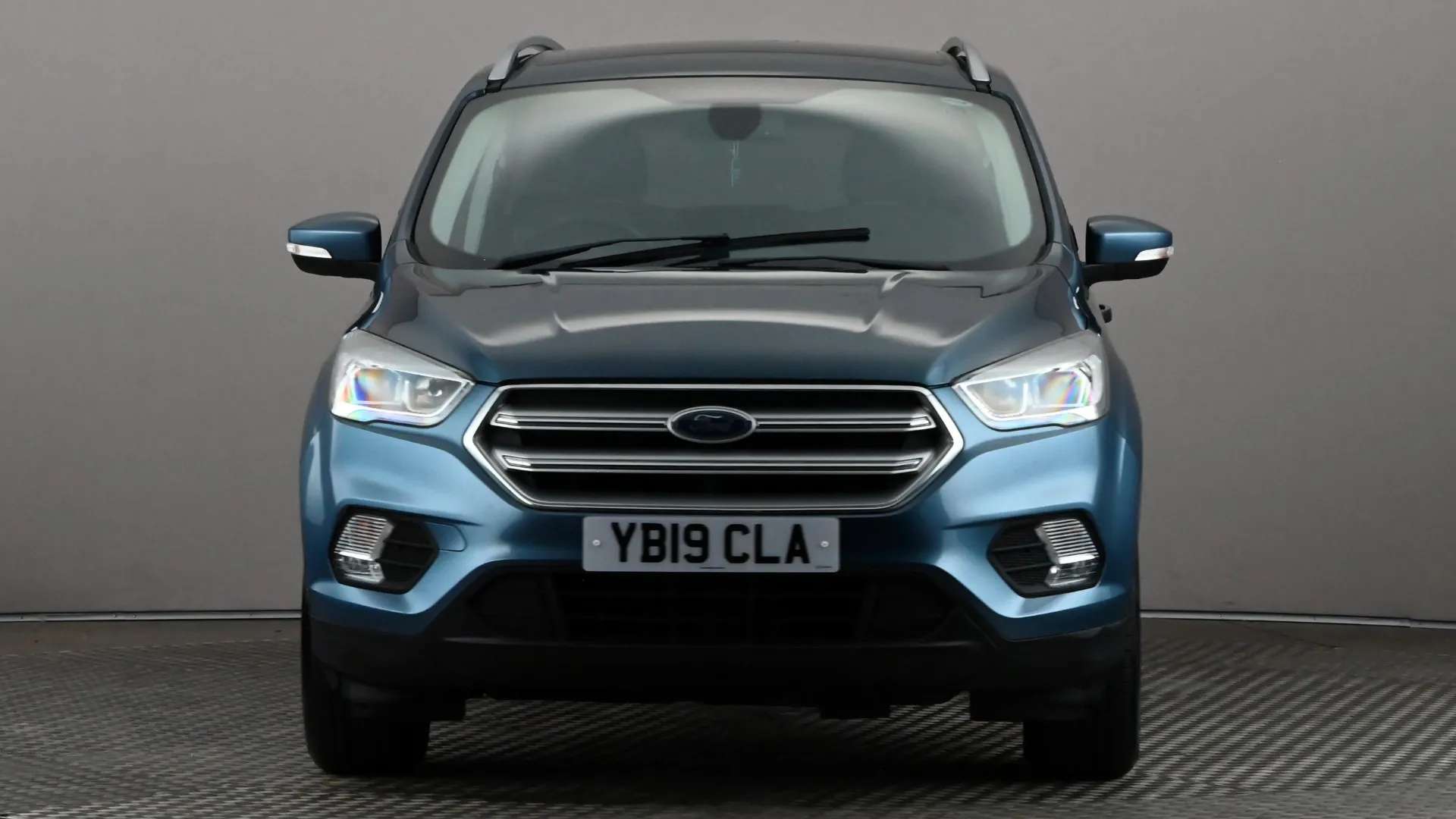 A 2019 FORD KUGA 1.5 TDCi Titanium 2WD A 2019 FORD KUGA 1.5 TDCi Titanium 2WD