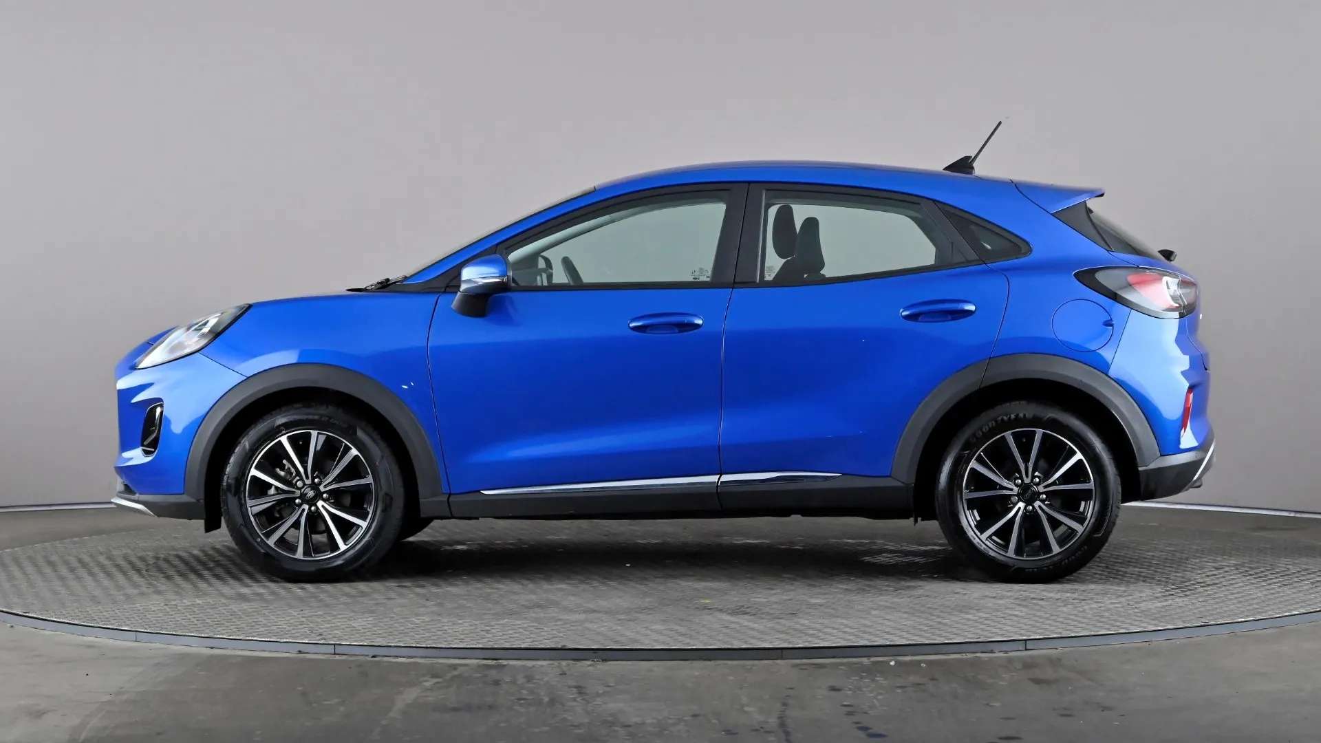 A 2023 FORD PUMA 1.0 EcoBoost Hybrid mHEV Titanium DCT A 2023 FORD PUMA 1.0 EcoBoost Hybrid mHEV Titanium DCT