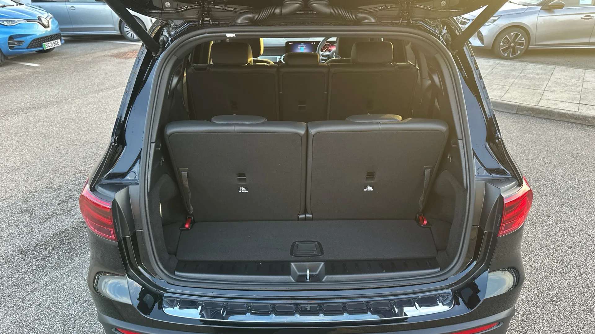 2025 MERCEDES-BENZ EQB 2025 MERCEDES-BENZ EQB