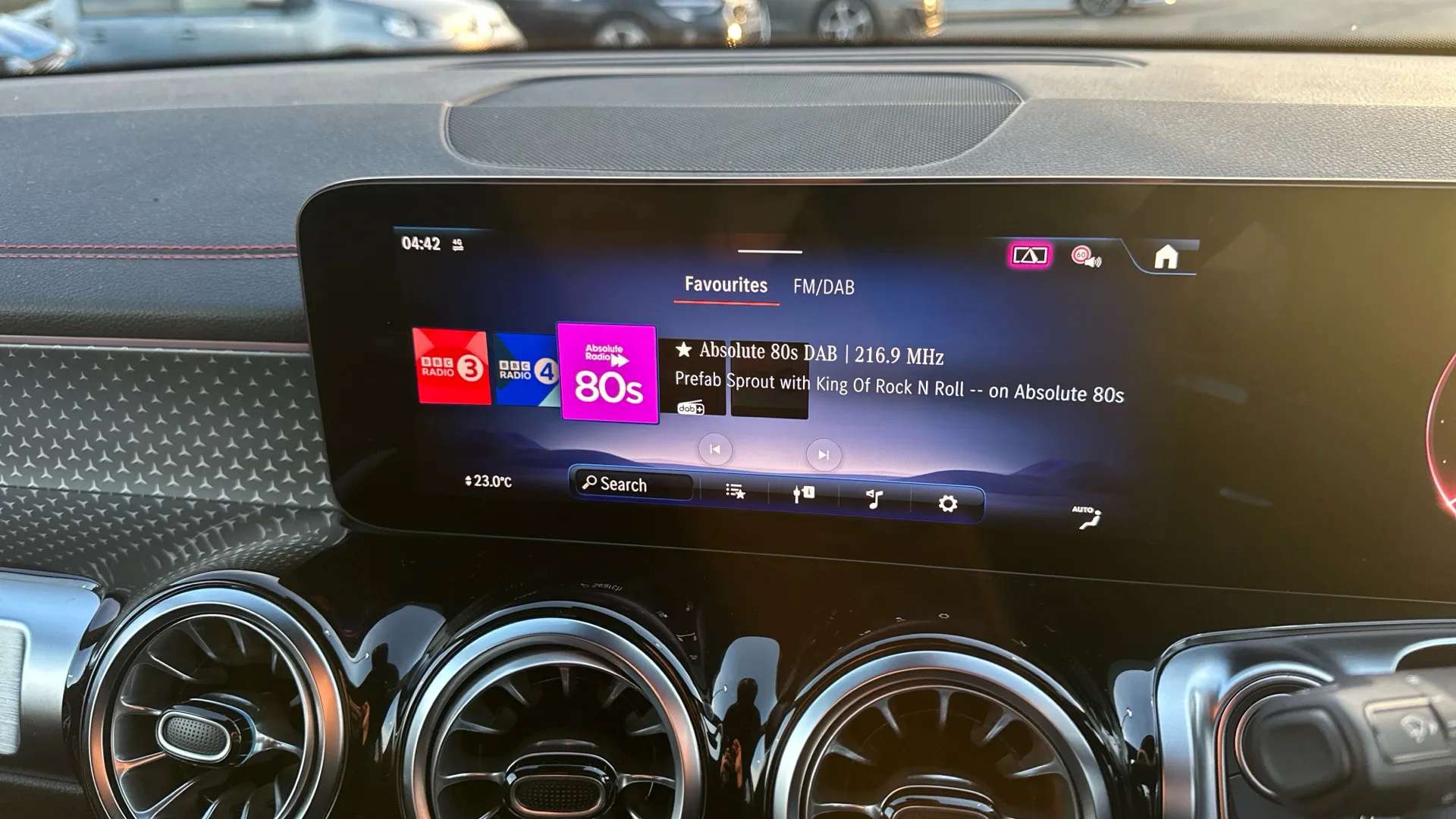 2025 MERCEDES-BENZ EQB 2025 MERCEDES-BENZ EQB