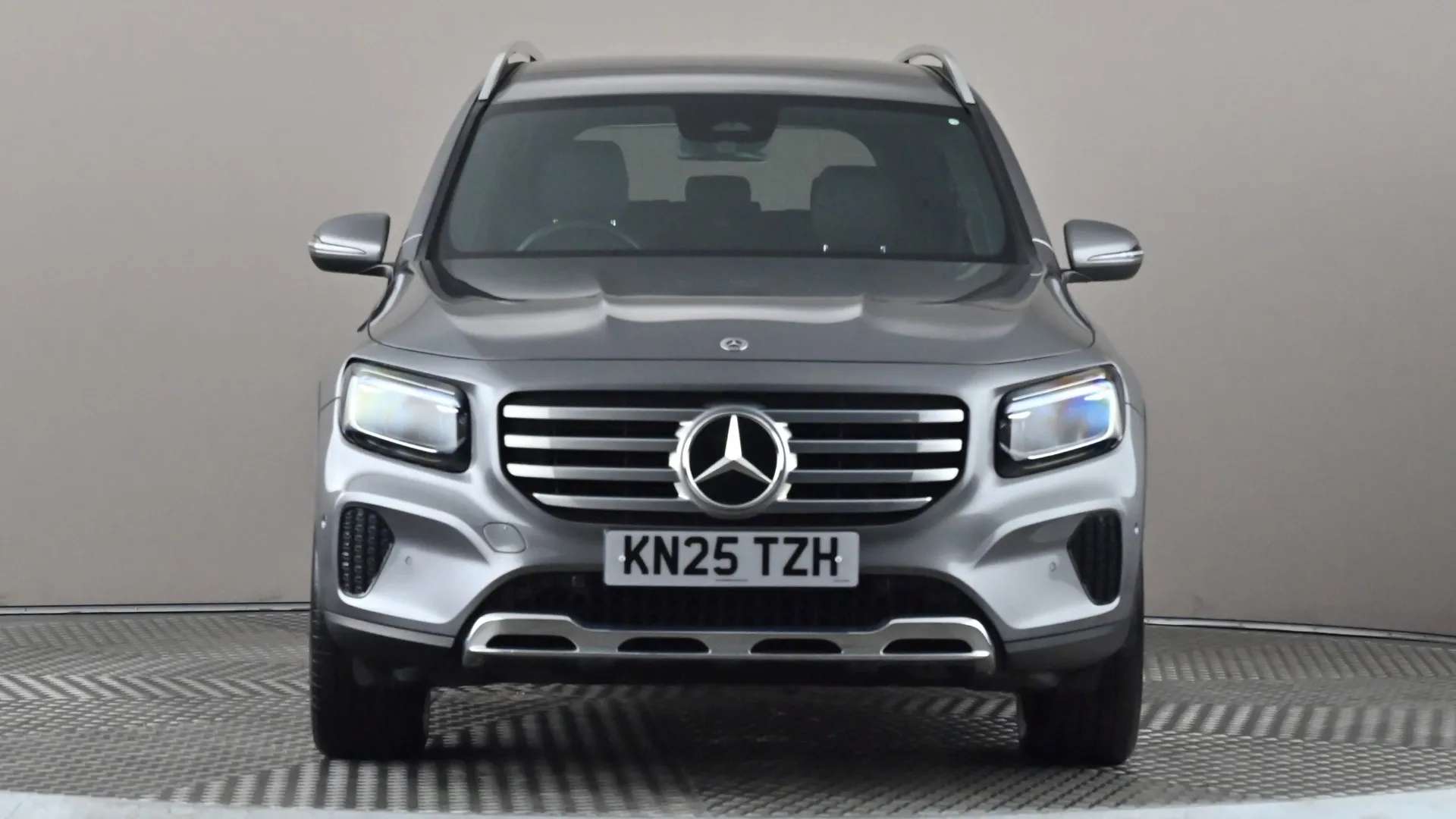 A 2025 MERCEDES-BENZ GLB GLB 200 Sport Executive 7G-Tronic A 2025 MERCEDES-BENZ GLB GLB 200 Sport Executive 7G-Tronic