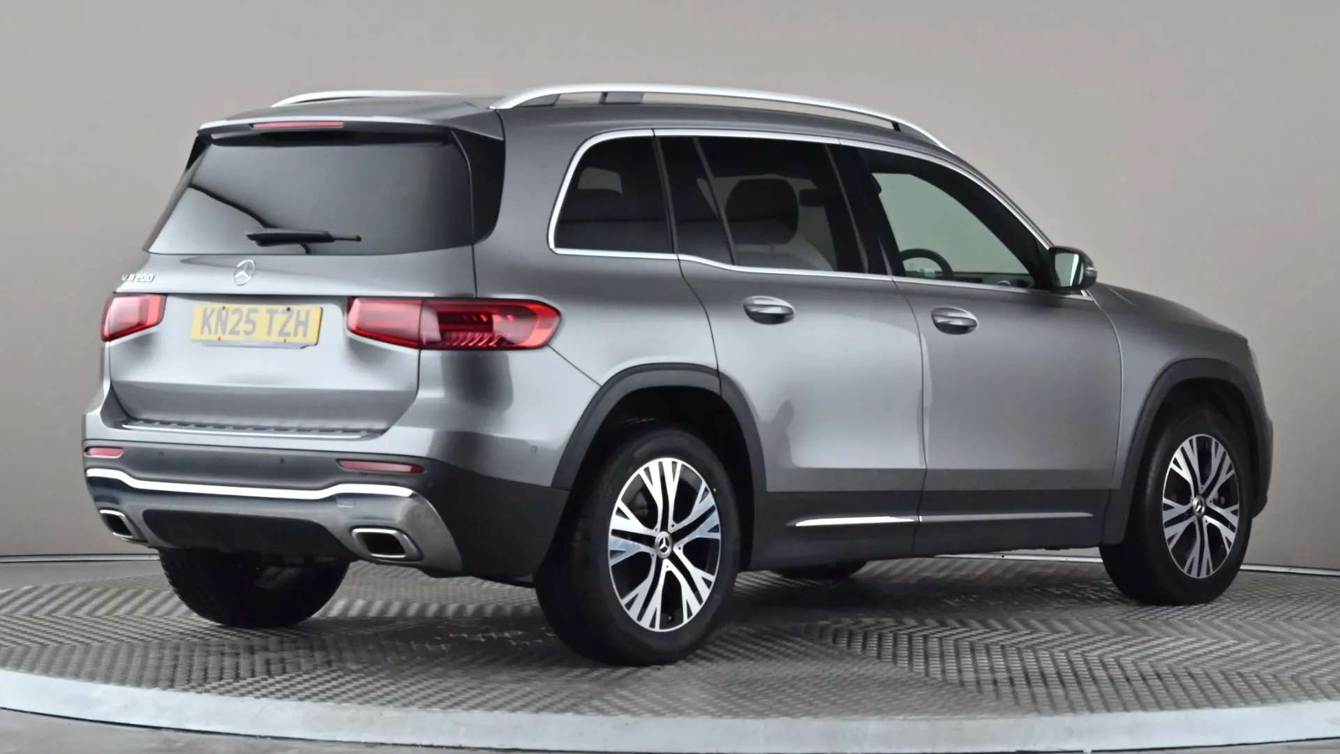 2025 MERCEDES-BENZ GLB 2025 MERCEDES-BENZ GLB