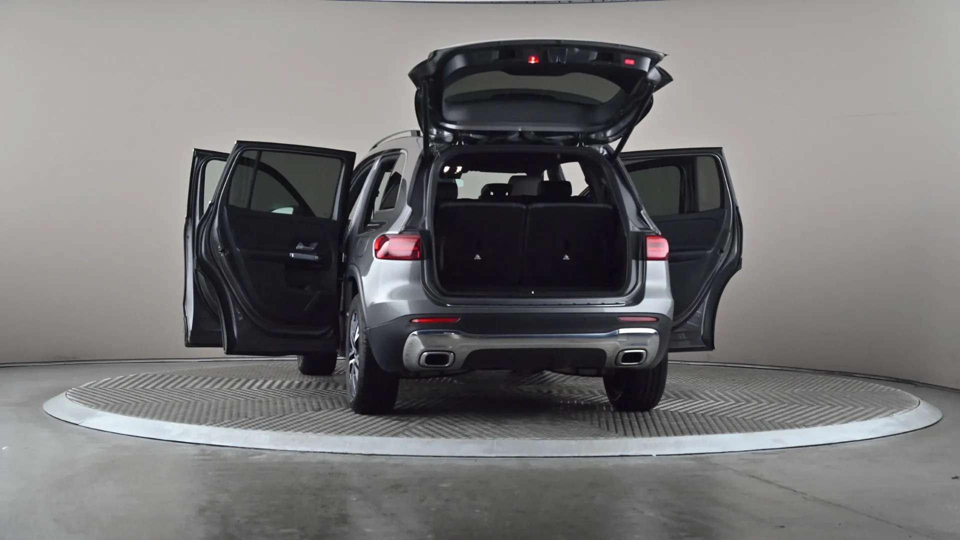 2025 MERCEDES-BENZ GLB 2025 MERCEDES-BENZ GLB