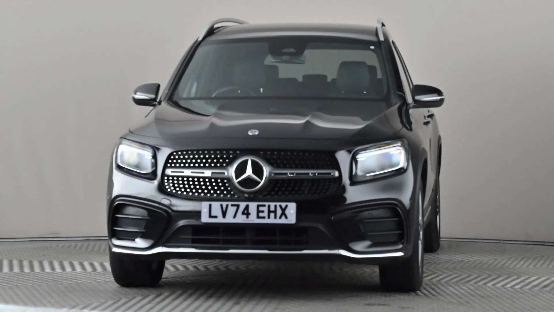 A 2024 MERCEDES-BENZ GLB GLB 200 AMG Line Executive 7G-Tronic A 2024 MERCEDES-BENZ GLB GLB 200 AMG Line Executive 7G-Tronic